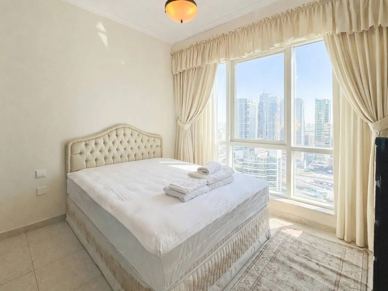 Dream Shoma 2BR Serene Apt Direct Marina access 10