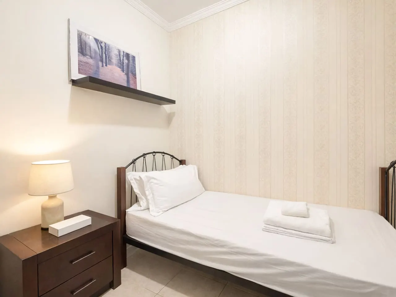 Dream Shoma 2BR Serene Apt Direct Marina access 13