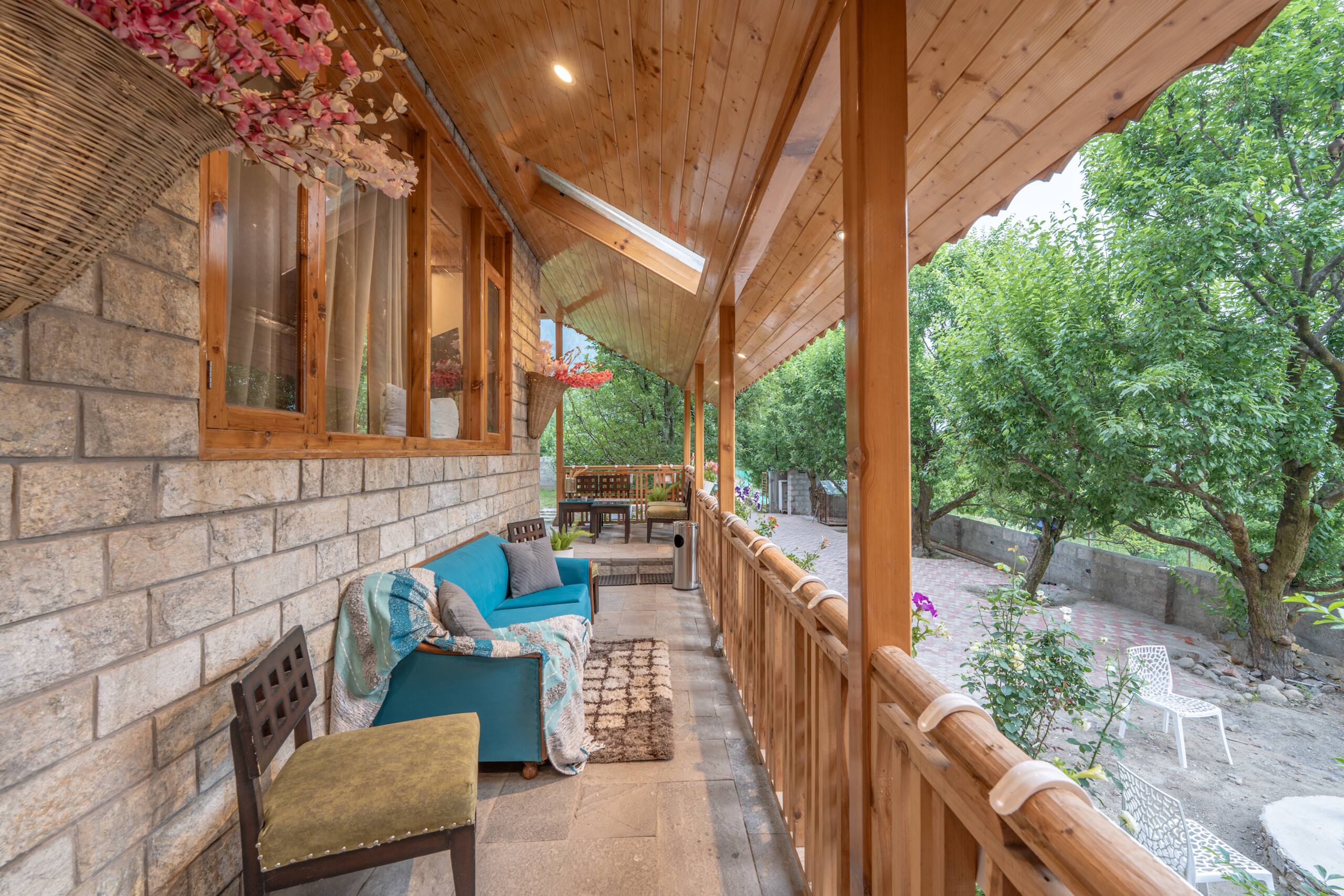 Kaizen Retreat - Best Luxury Villa - Outdoor Jacuzzi 4