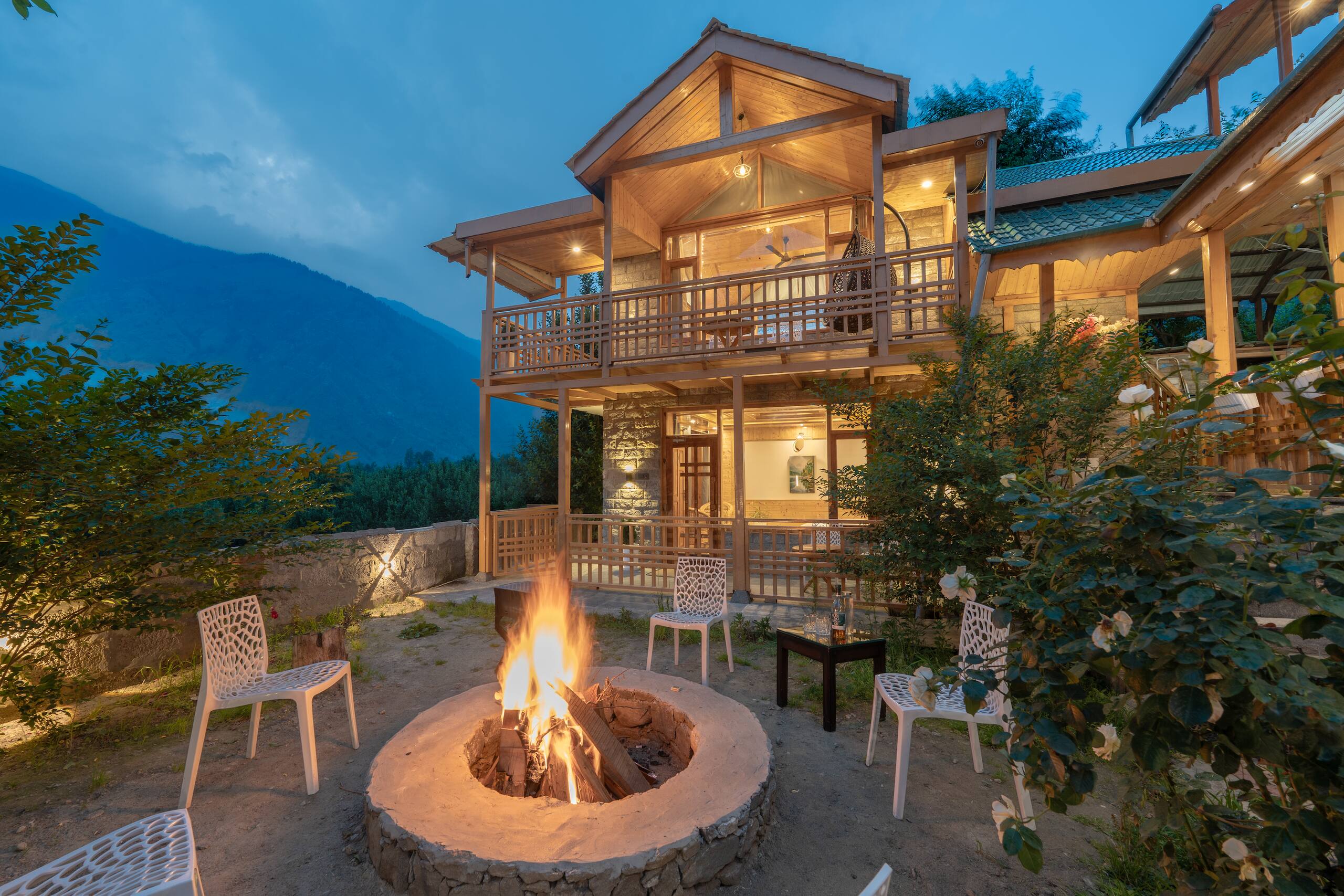 Kaizen Retreat - Best Luxury Villa - Outdoor Jacuzzi 8