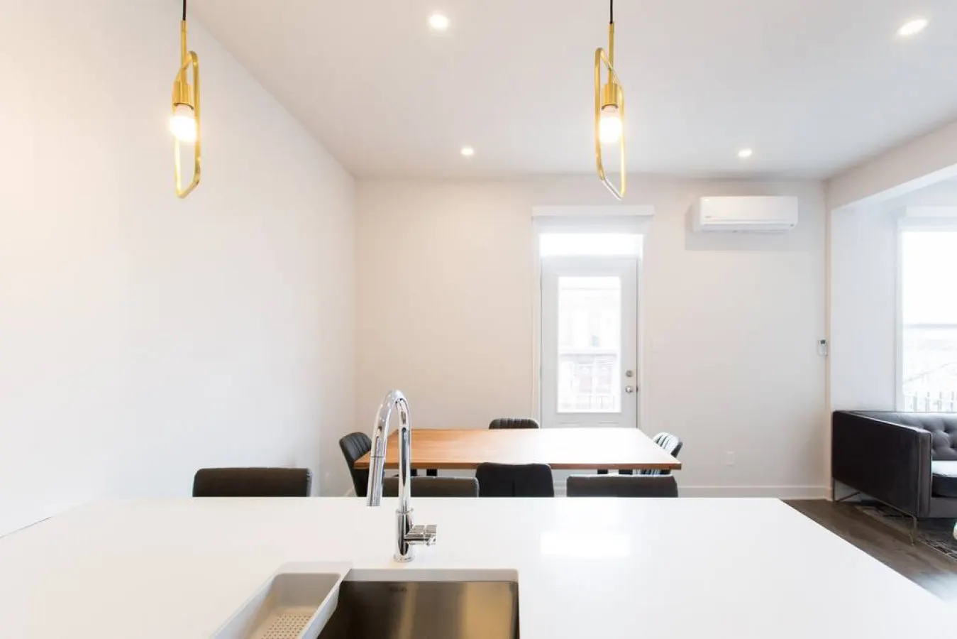 Mile End - Light Filled 2 Bdr Unit in Mile End - Unit 304 11