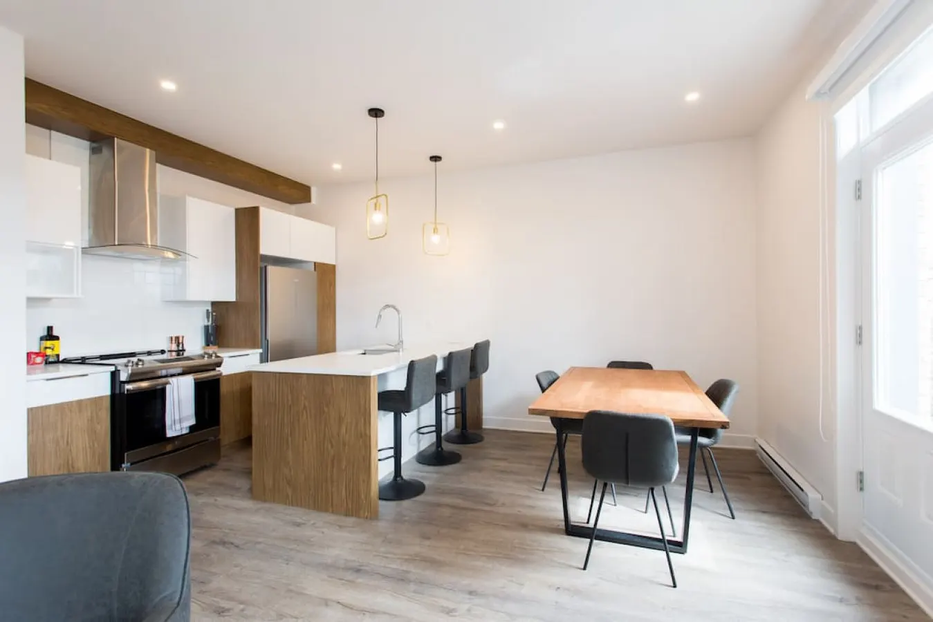 Mile End - Light Filled 2 Bdr Unit in Mile End - Unit 304 12