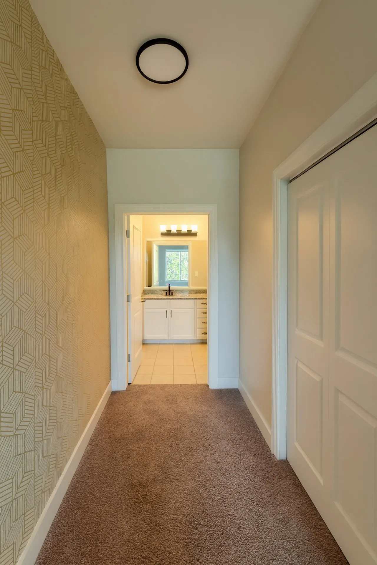 Luxury 2BR Condo Steps from UAB Campus 61 5F 15