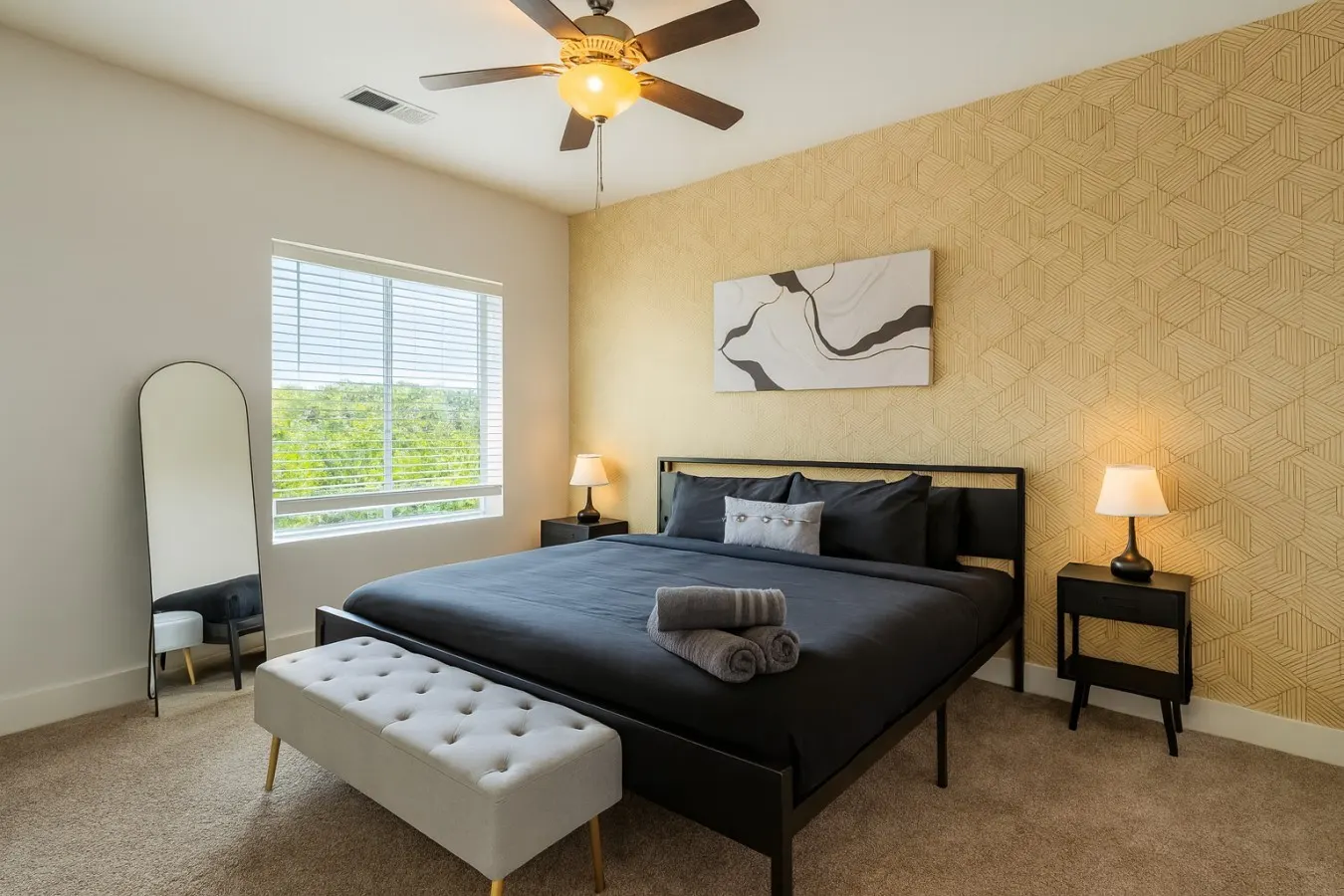 Luxury 2BR Condo | Steps from UAB Campus 61 5F — foto 3