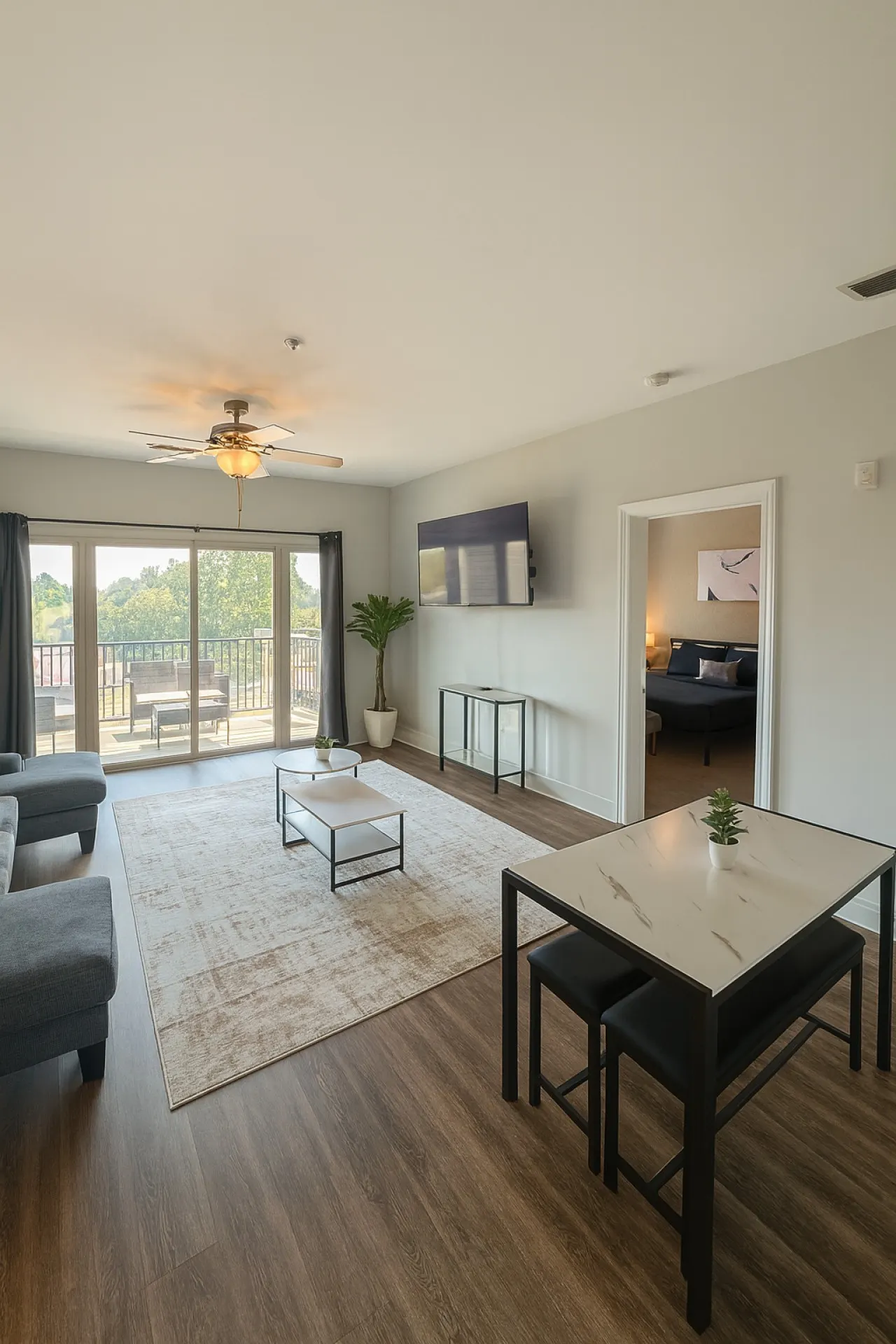 Luxury 2BR Condo Steps from UAB Campus 61 5F 8