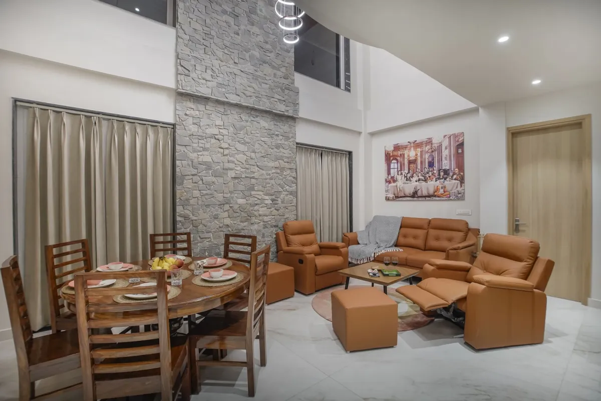 2 BHK w Pool near Panjim 16