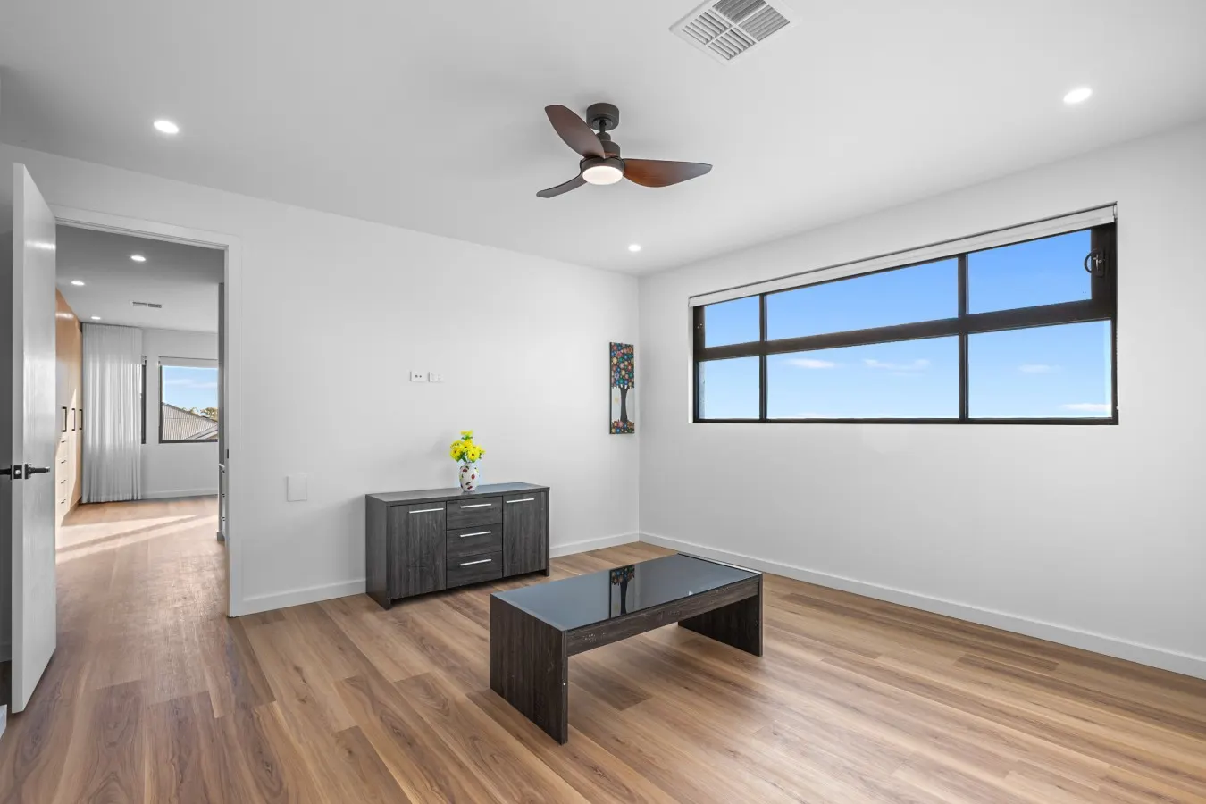 Spacious Family Retreat Near City 9