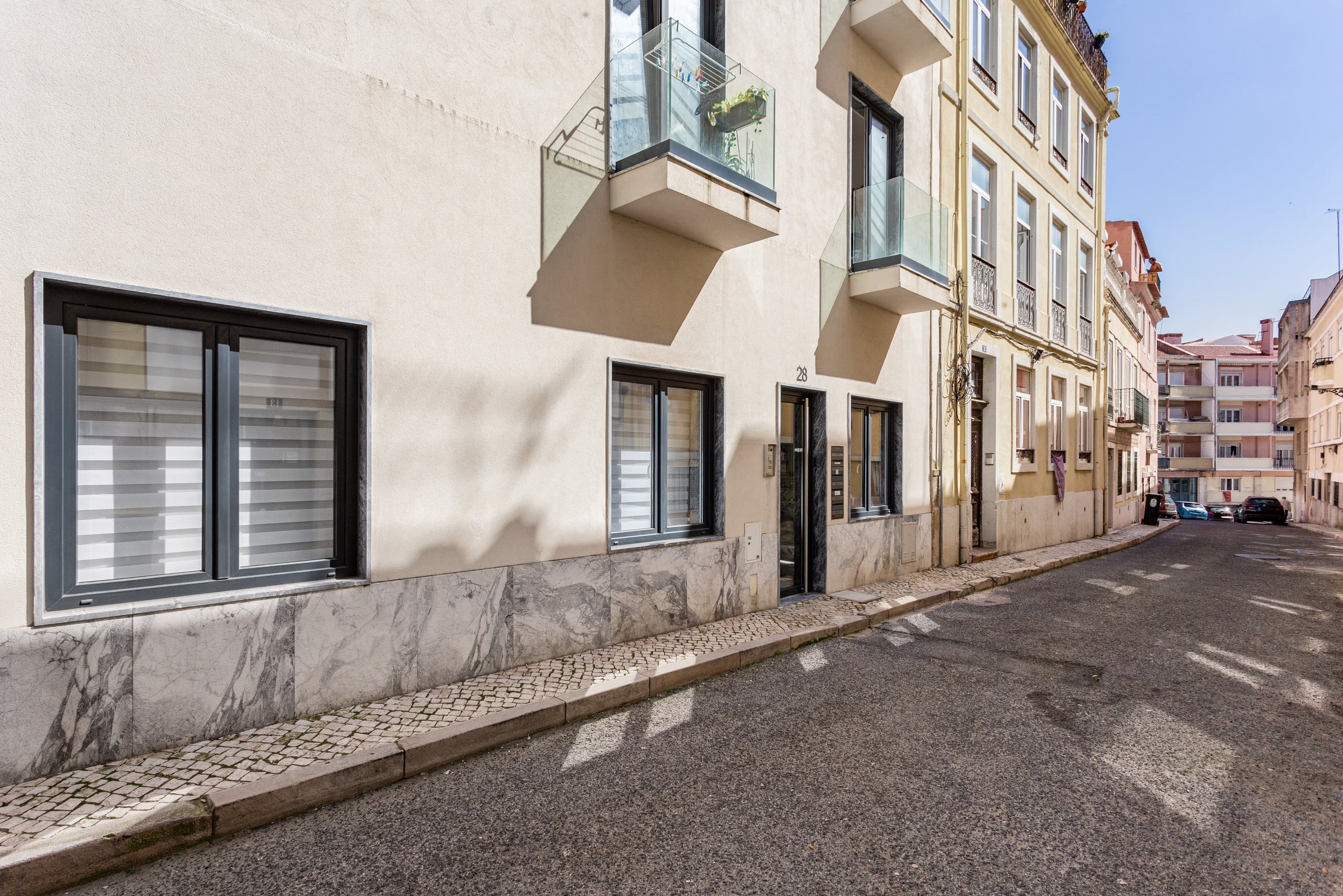 Campo de Ourique Modern Clean 31