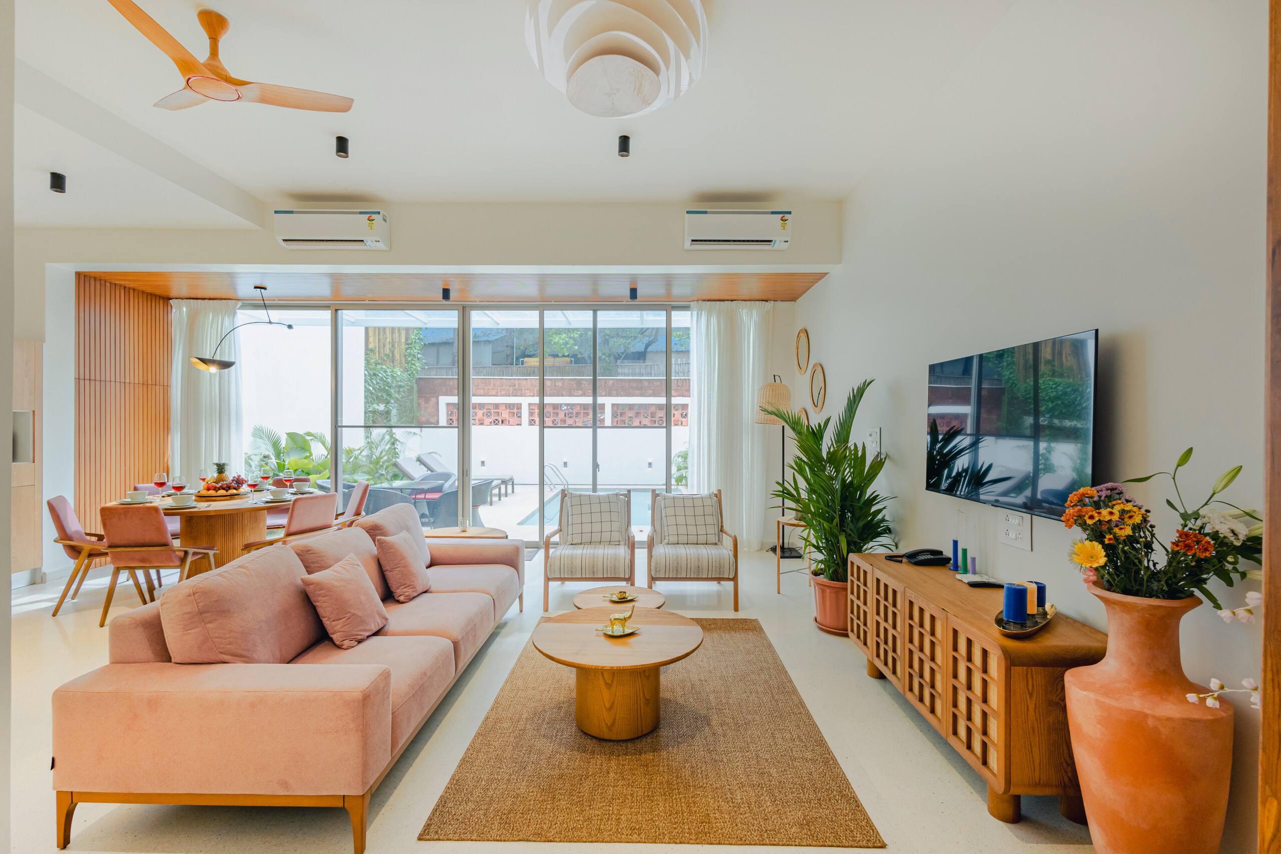 Lux 3bhk villa in Vagator near beach|Pool|Speaker 13
