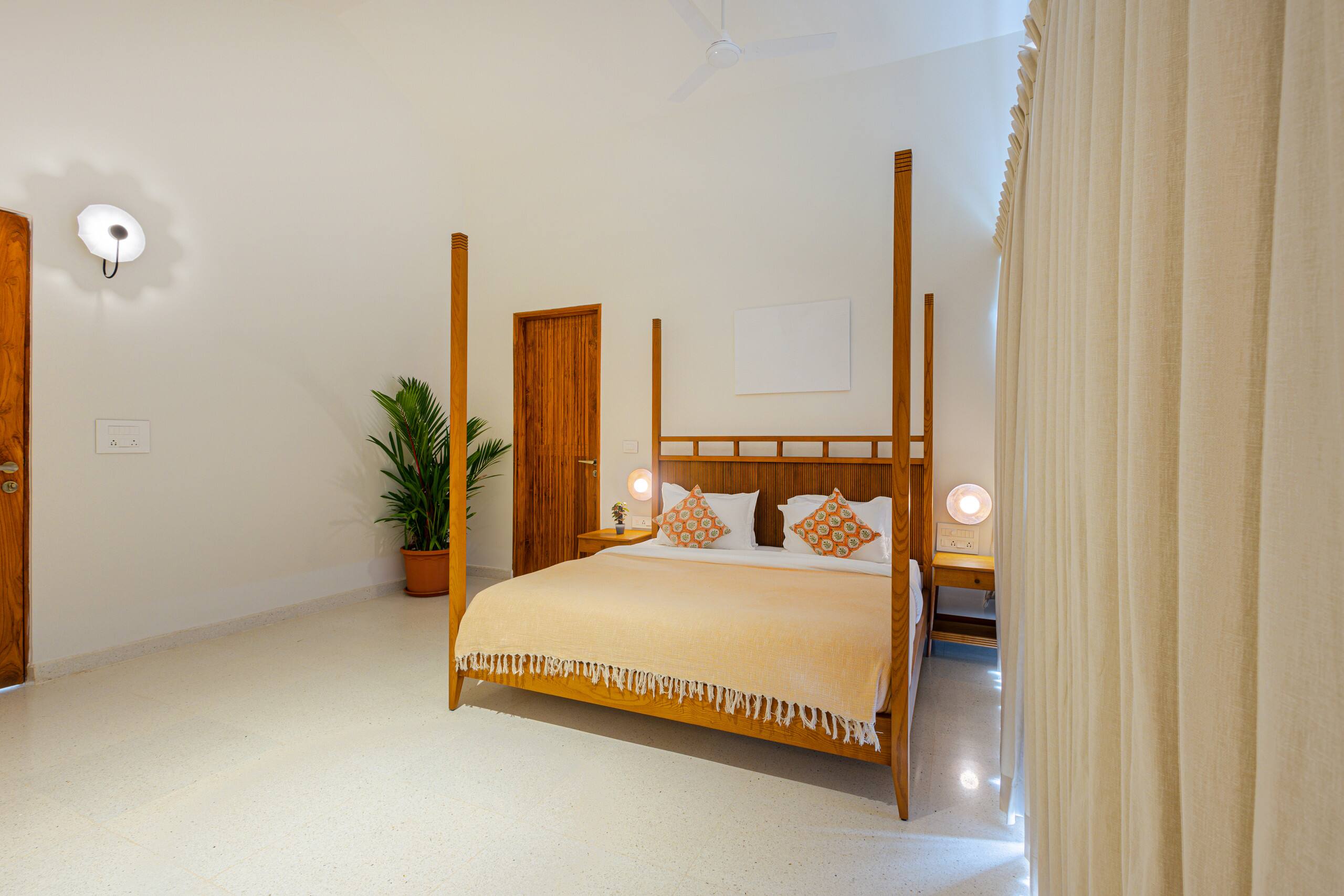Lux 3bhk villa in Vagator near beach|Pool|Speaker 35