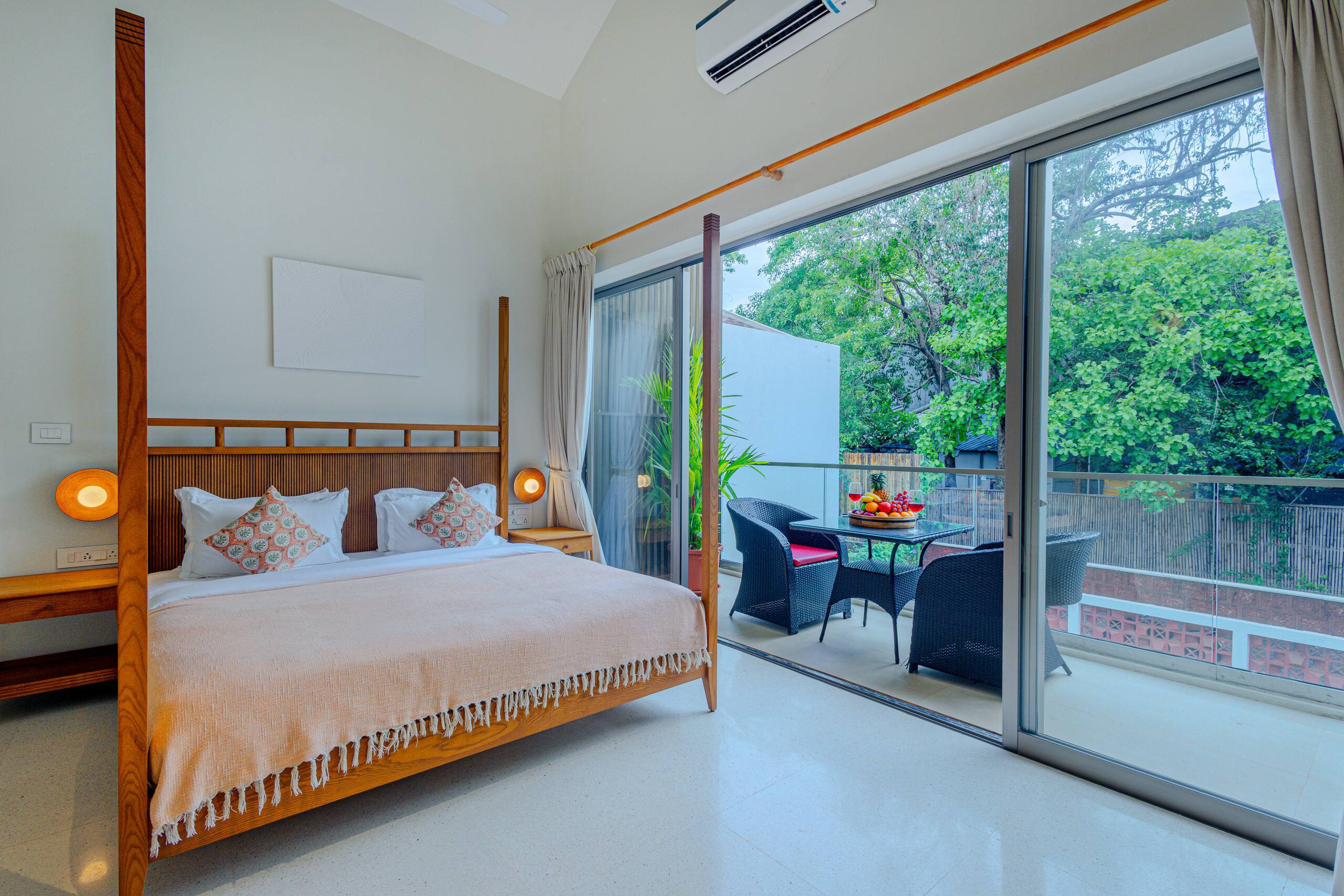 Lux 3bhk villa in Vagator near beach|Pool|Speaker 30