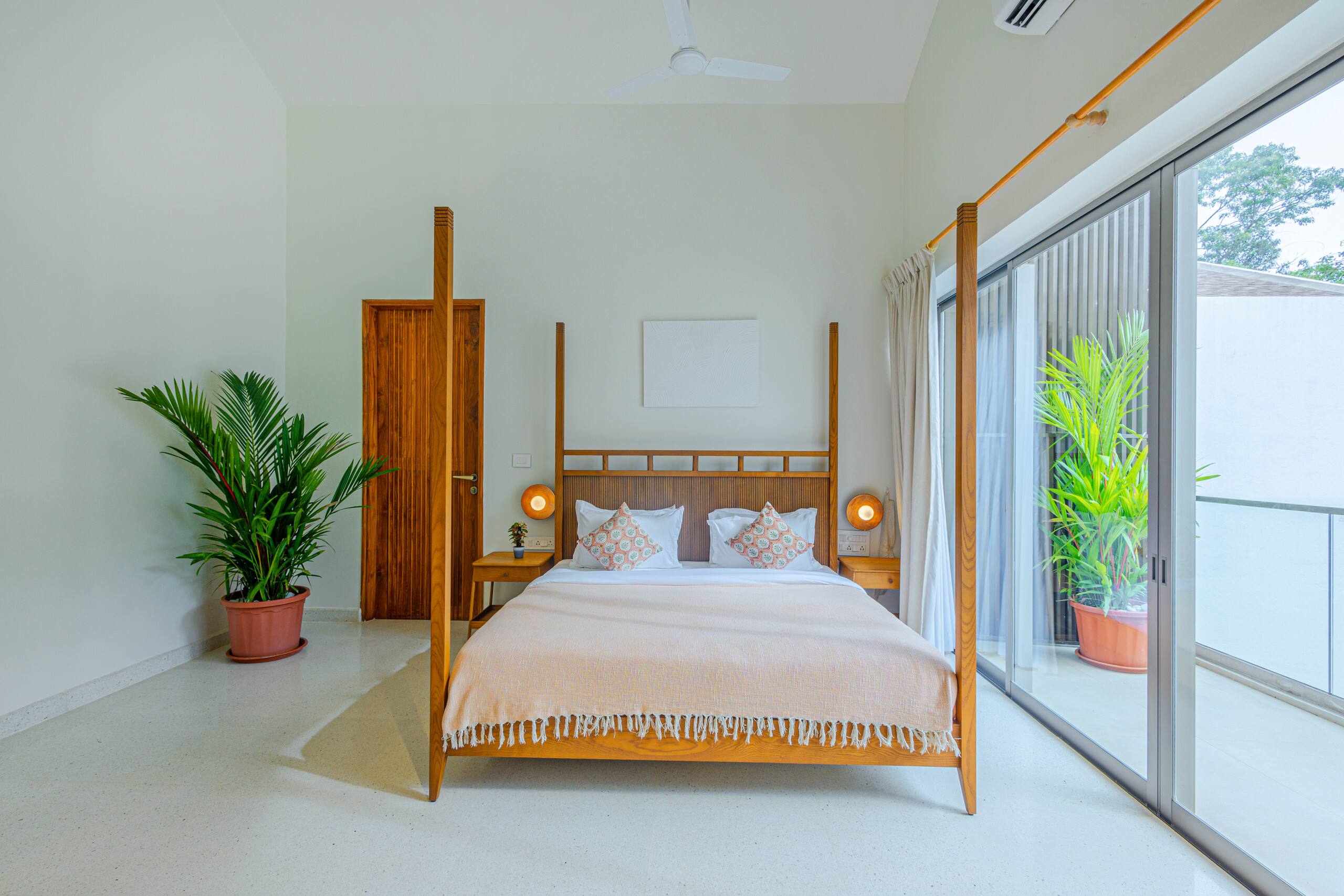 Lux 3bhk villa in Vagator near beach|Pool|Speaker 38