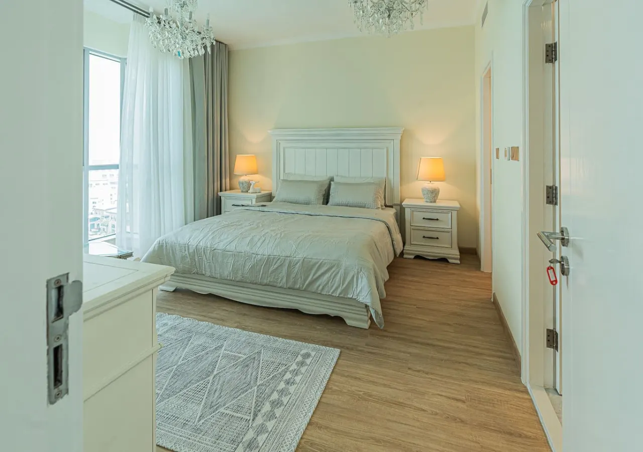 DreamShoma- 3BR Super Luxurious The Residence 4