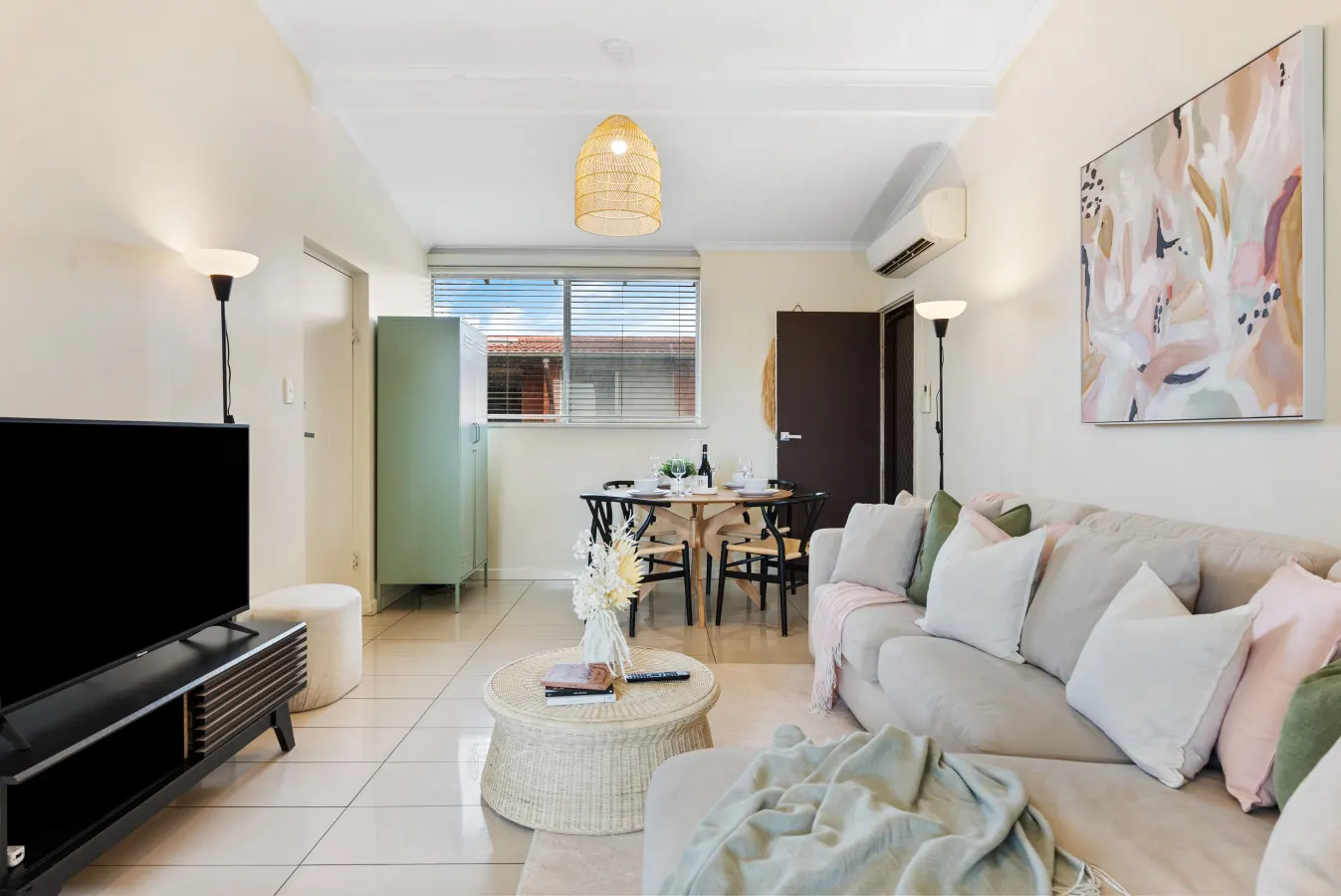 Pad Off Pier—Walk to Glenelg Beach, Bars & Dining 12