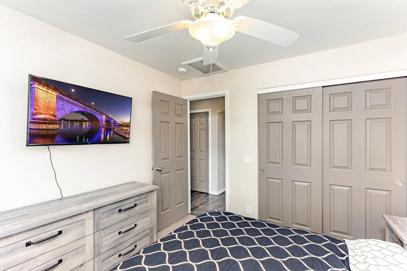 Avalon Havasu - Pool, Playground, Game/Movie Room, Sleeps 22 16