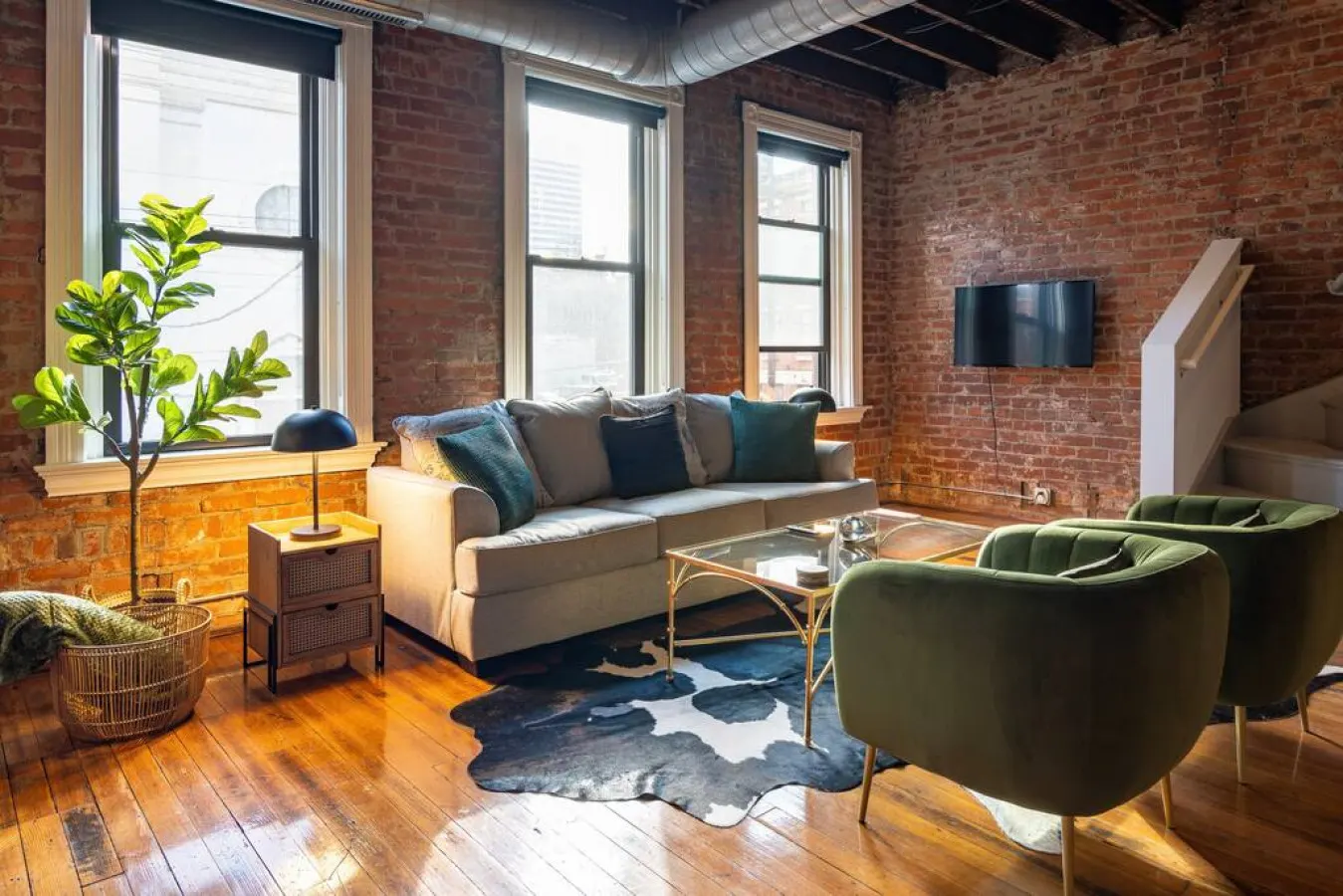 Beautifully Styled Loft in the heart of OTR 17