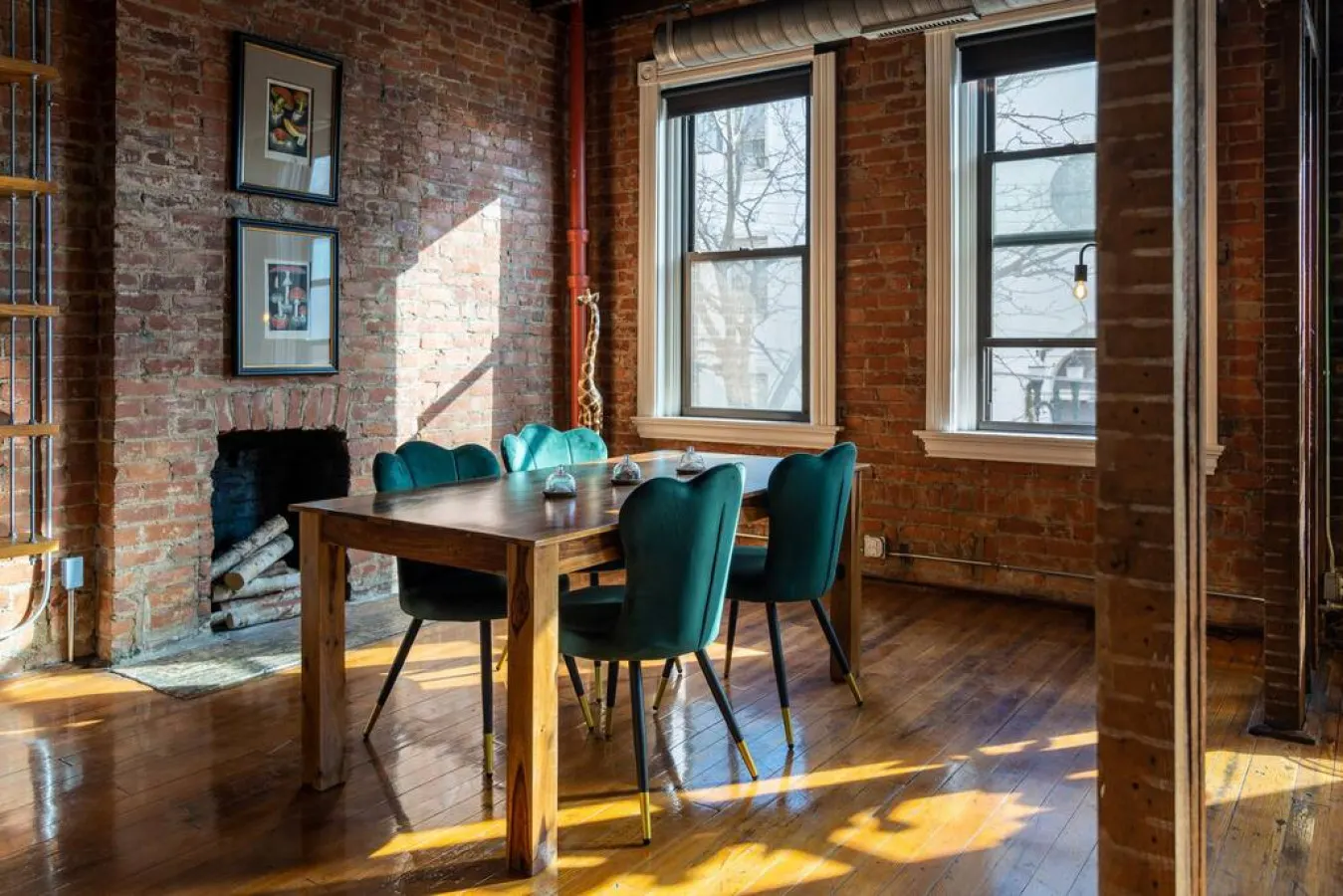 Beautifully Styled Loft in the heart of OTR 18
