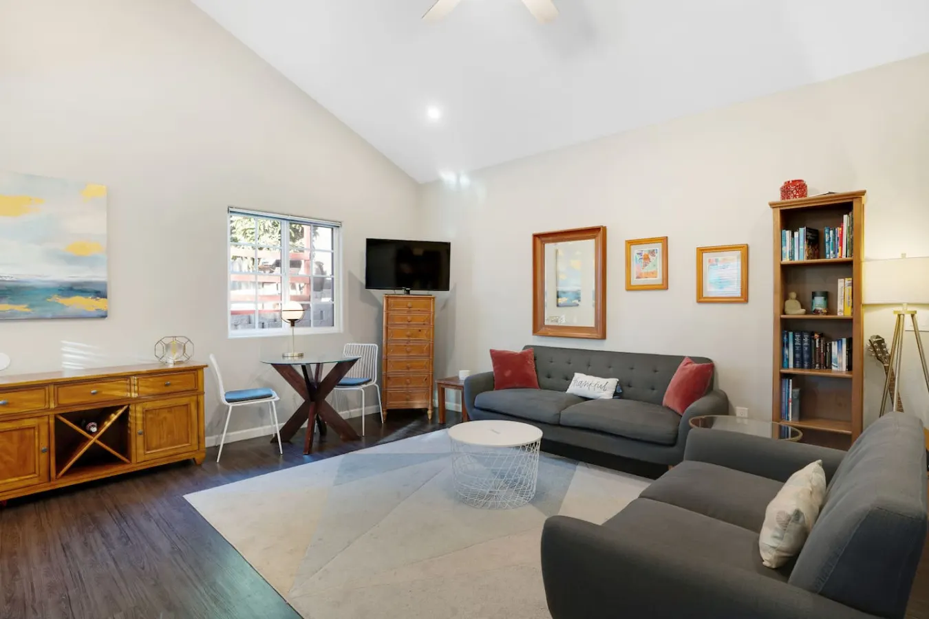 3BR+Loft w/ Games, Heat&AC - Dog Friendly Backyard 13