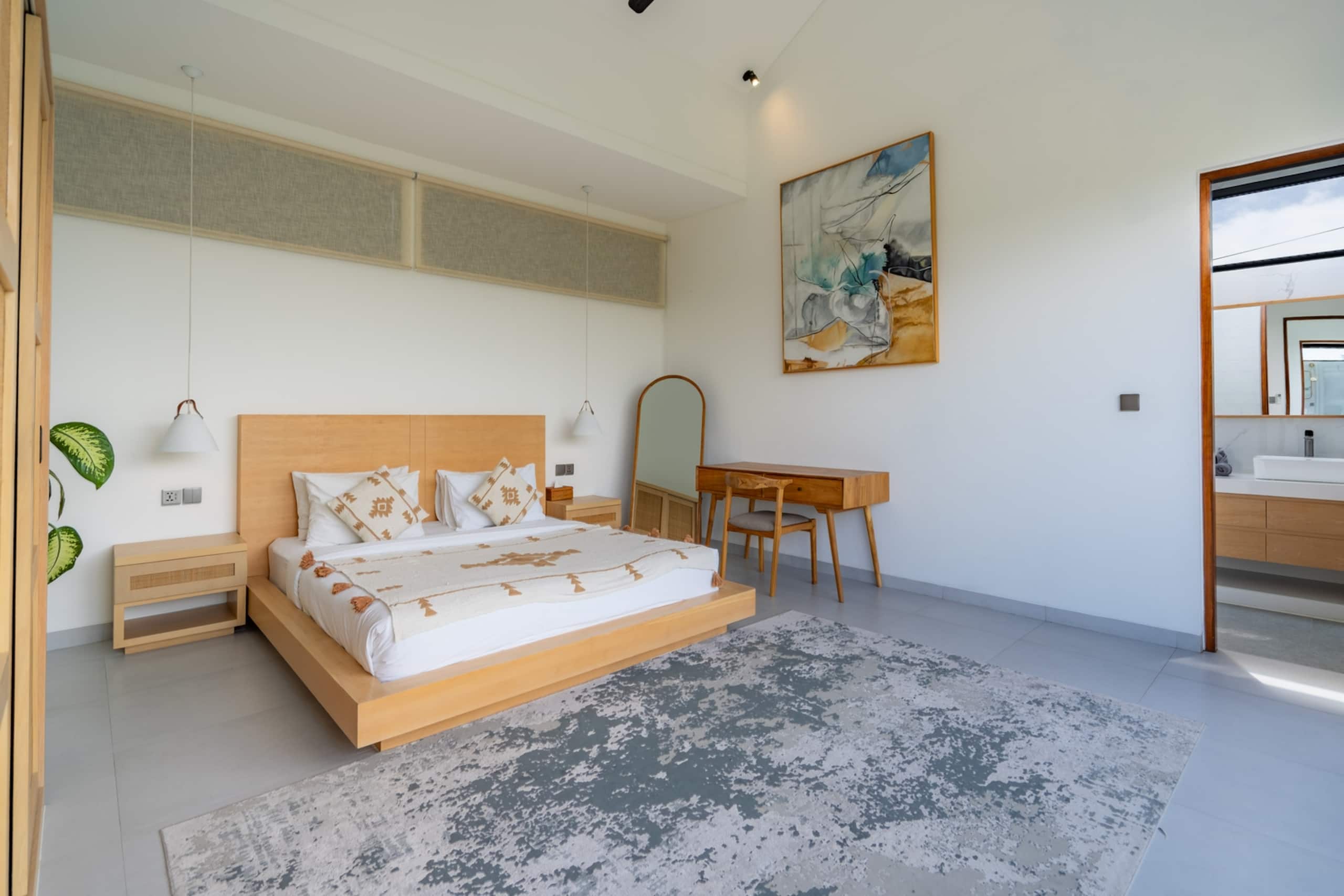 New Luxury Canggu 3BR Villa | Pool, BBQ & Balcony 28
