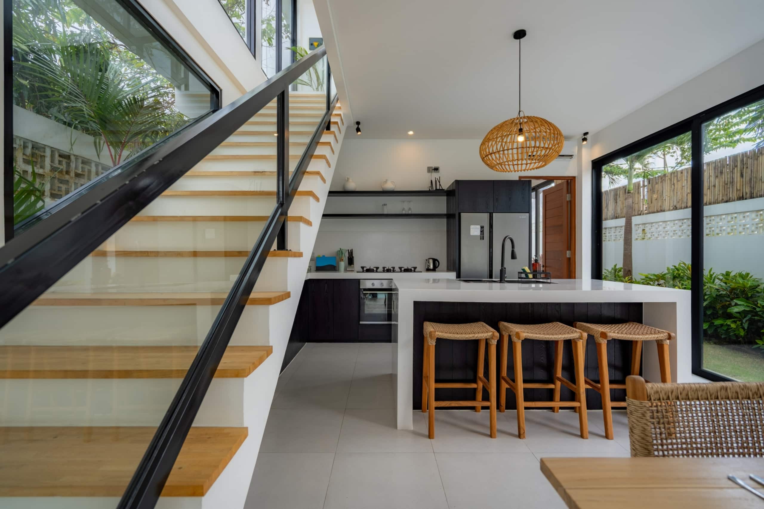 New Luxury Canggu 3BR Villa | Pool, BBQ & Balcony 17