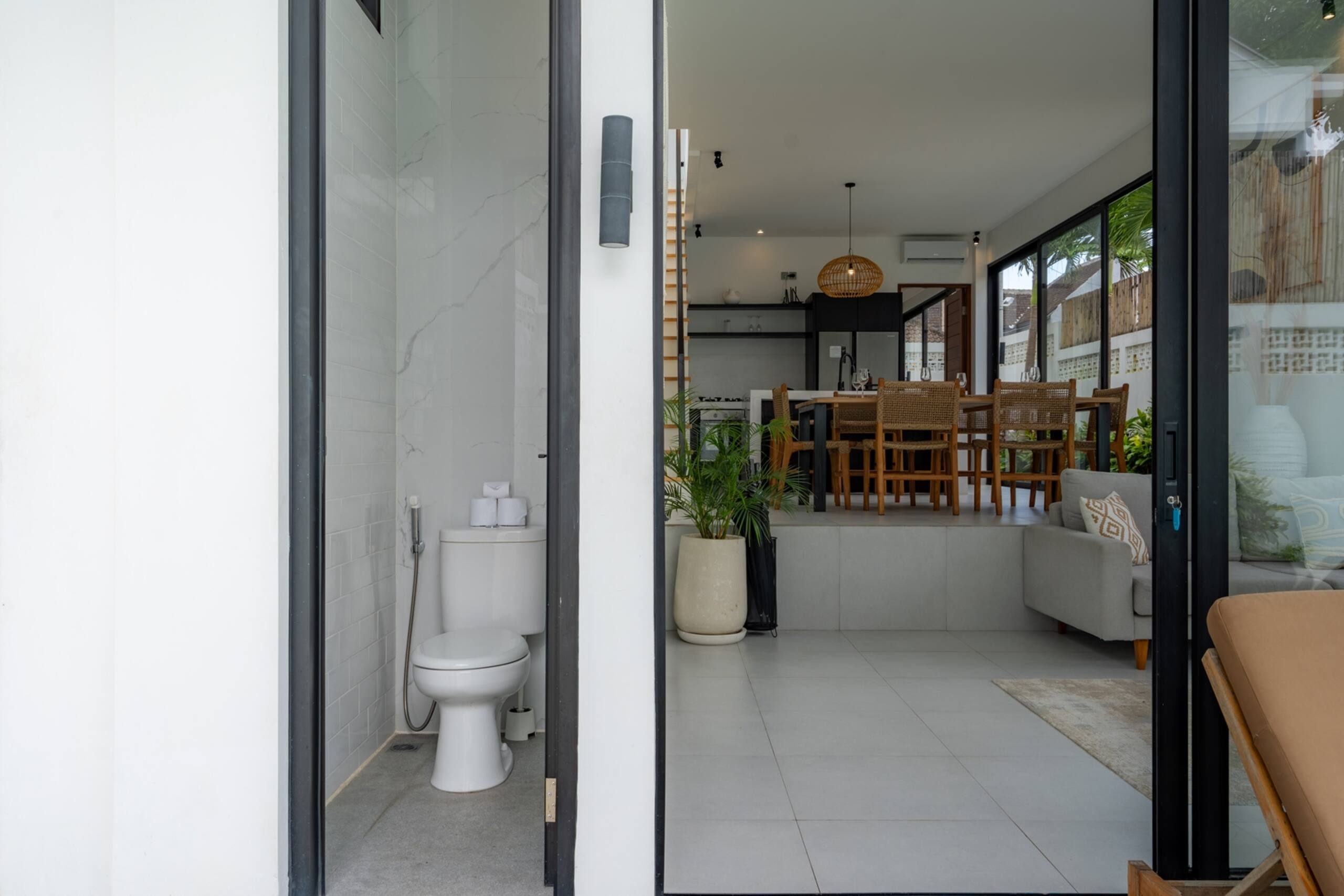 New Luxury Canggu 3BR Villa | Pool, BBQ & Balcony 38