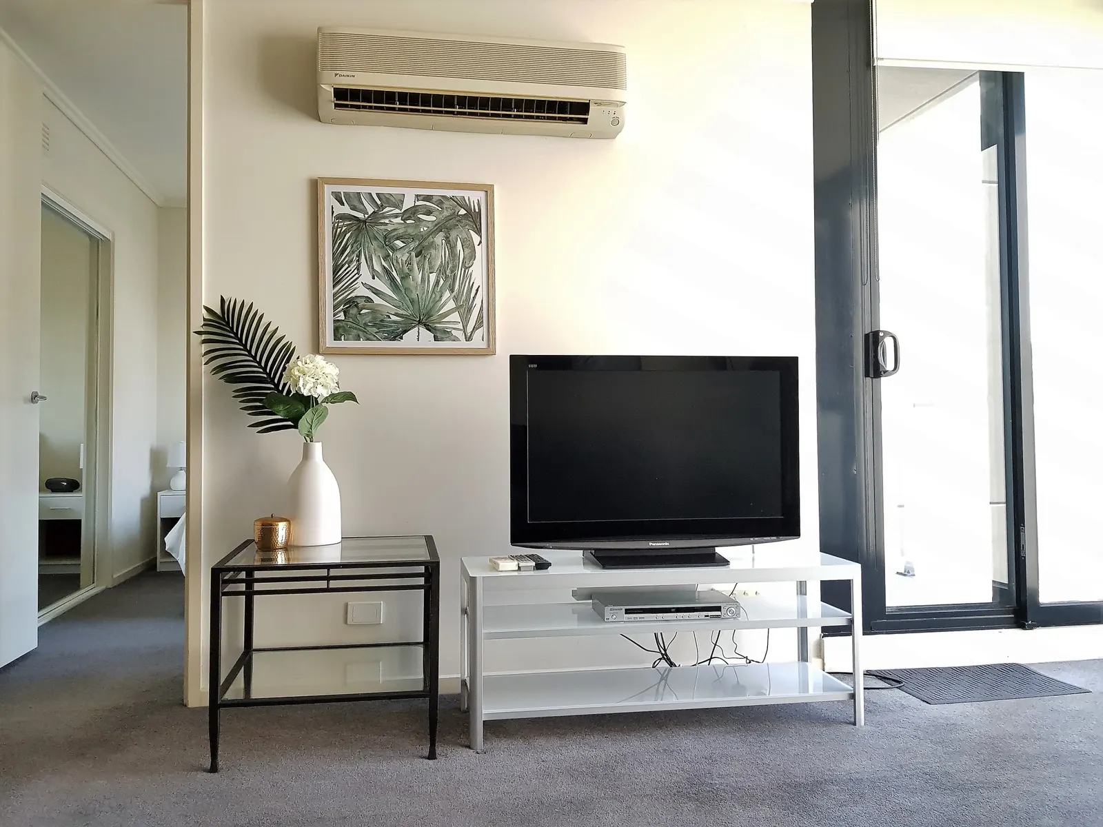 ReadySet Apartments on Sentinel - 2 Bedroom Apartment K1 1