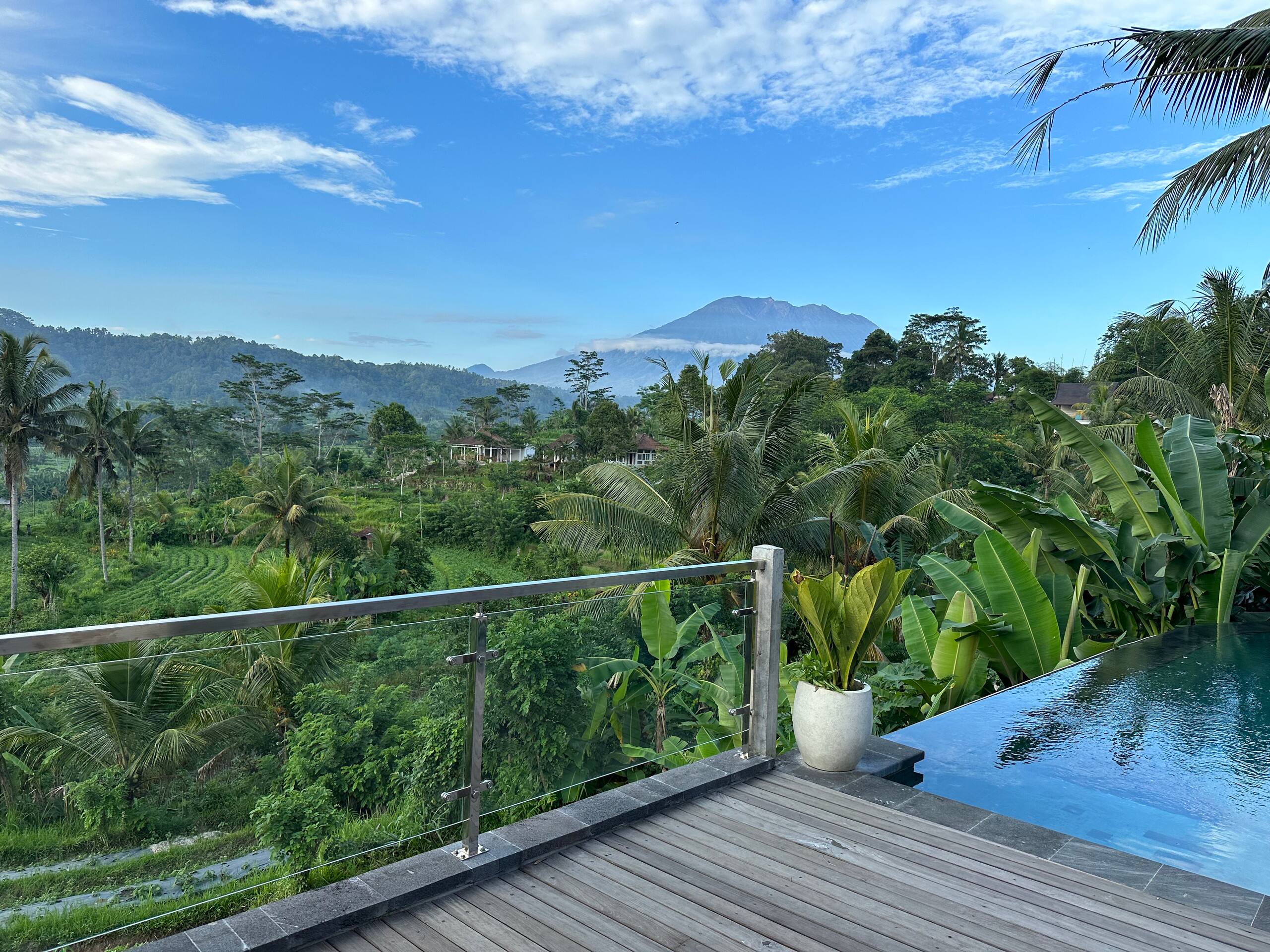 Private 3 Bedroom Nana Suites Villa Sidemen 11