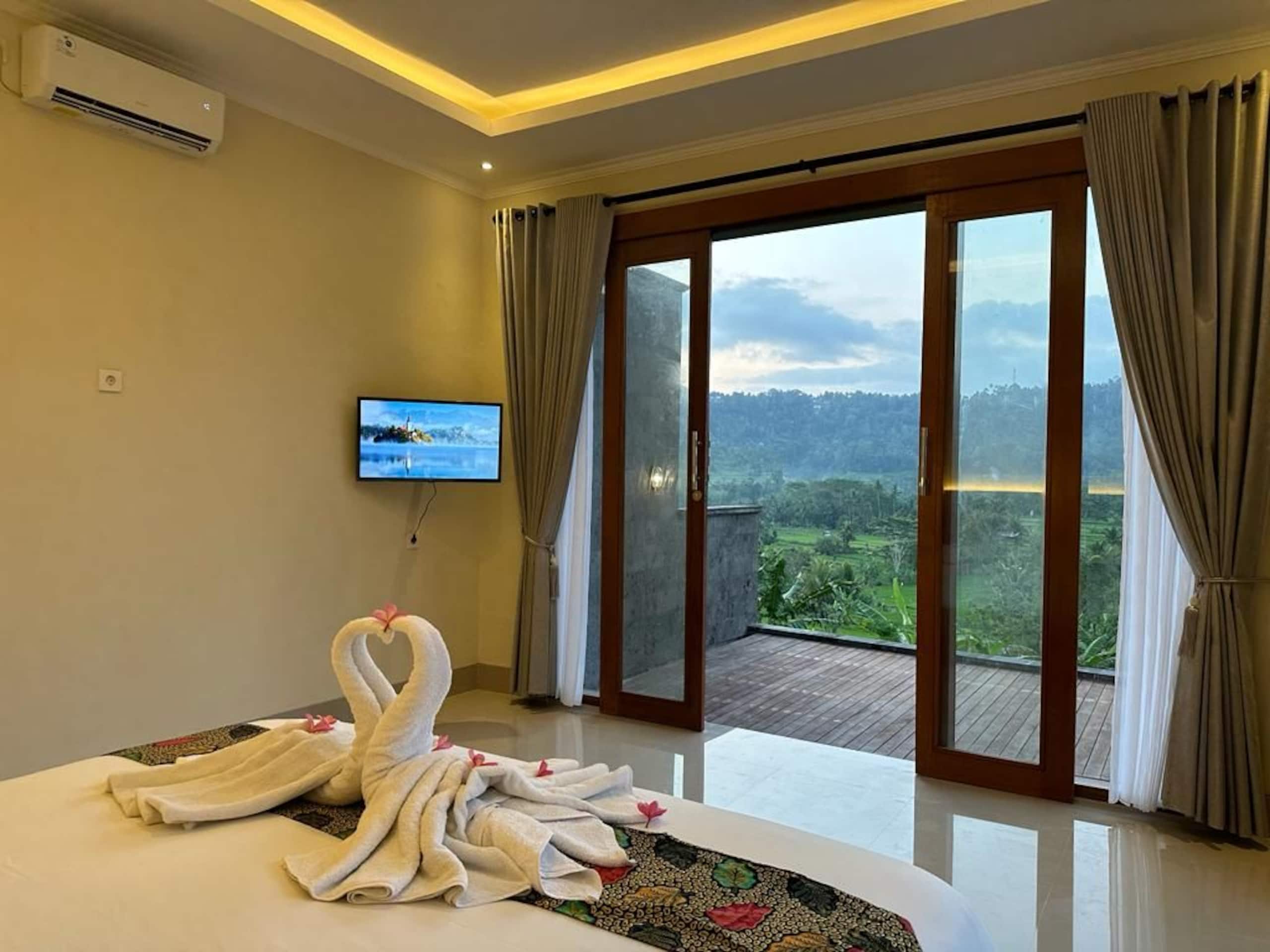 Private 3 Bedroom Nana Suites Villa Sidemen — photo 3