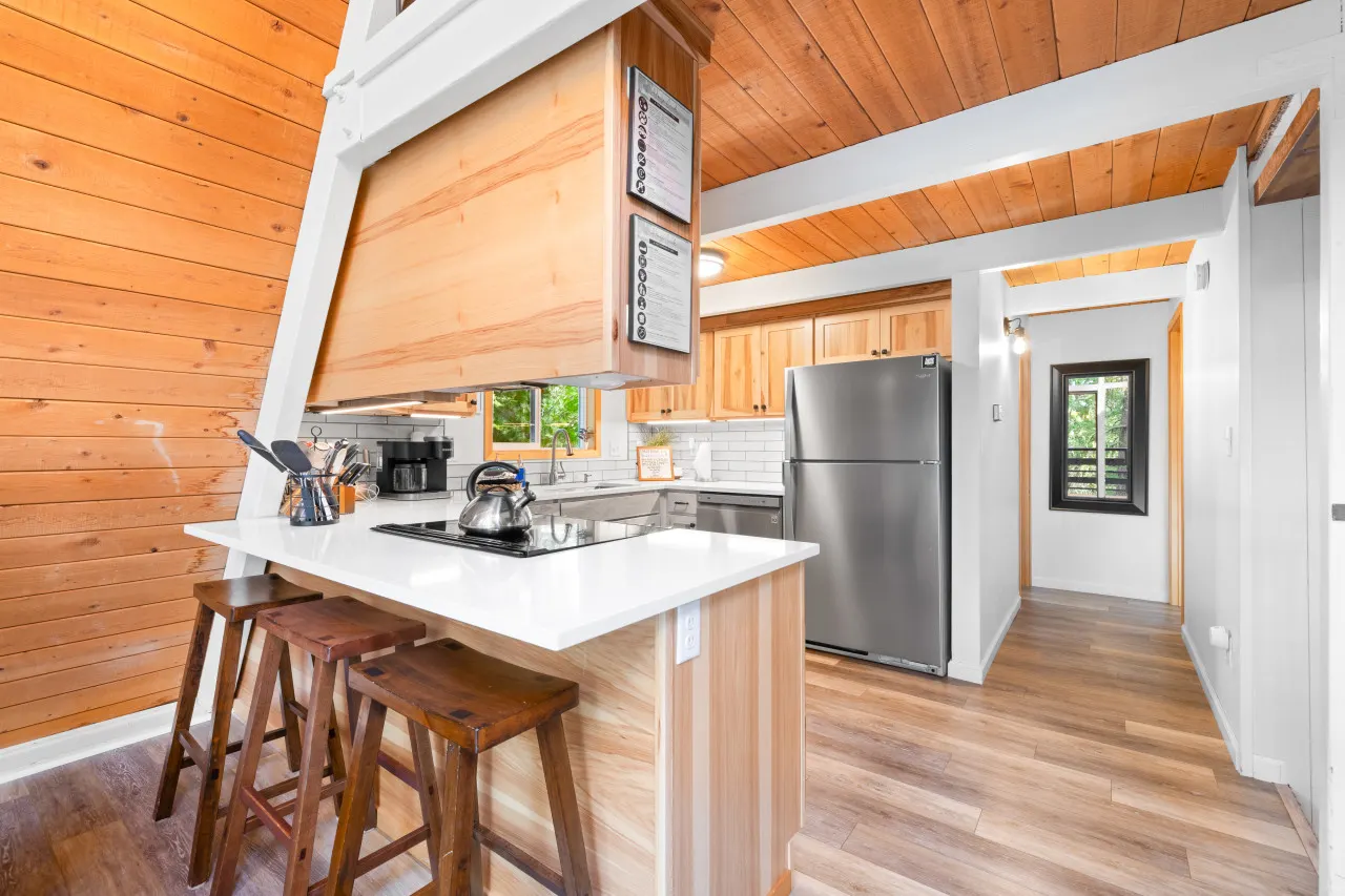 Miradero Cabin Black Butte Ranch: Modern Cabin Retreat, sleeps 8 12