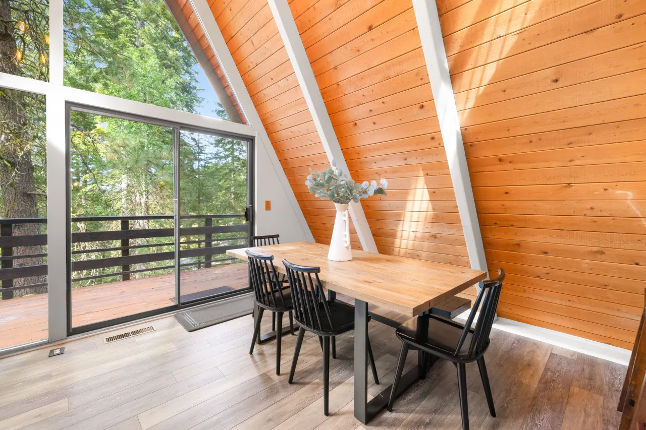 Miradero Cabin Black Butte Ranch: Modern Cabin Retreat, sleeps 8 14