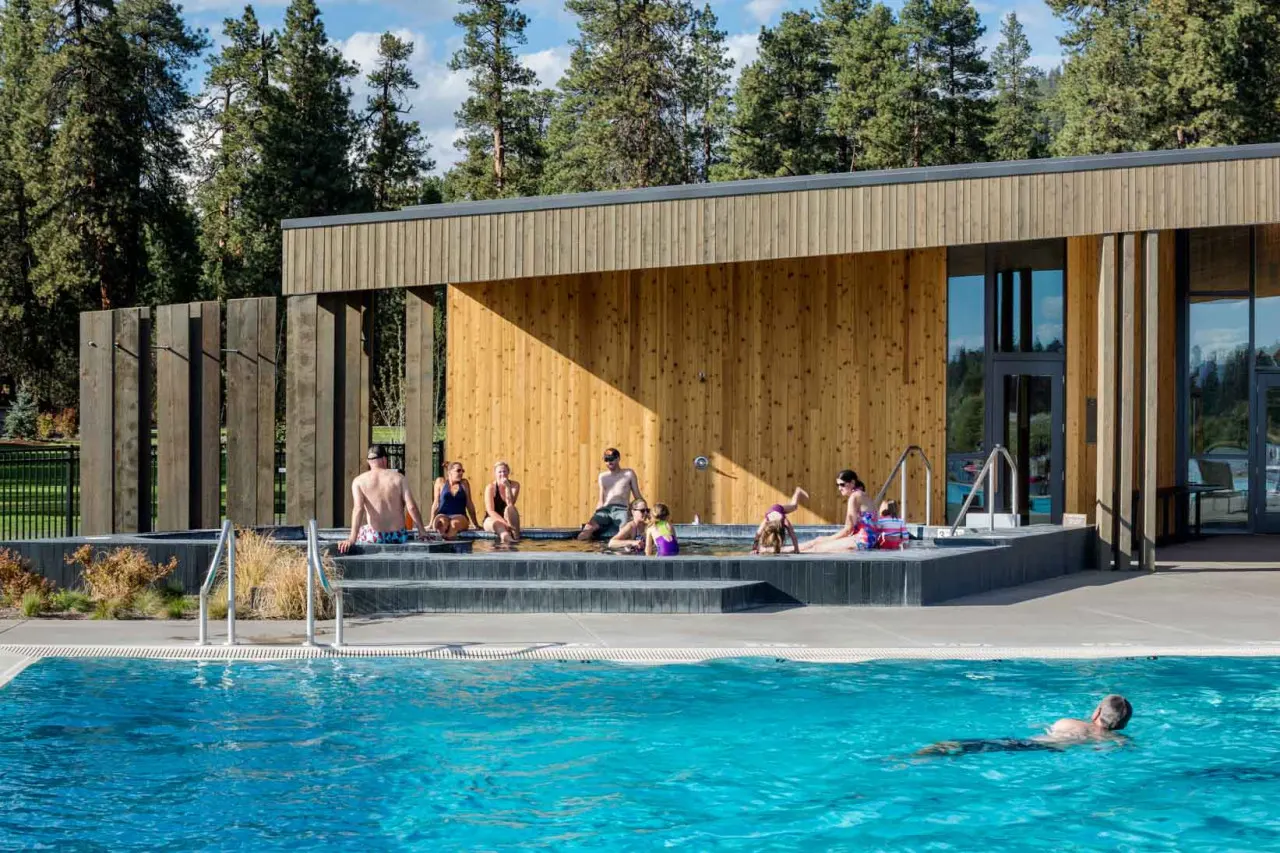 Miradero Cabin · Black Butte Ranch: Modern Cabin Retreat, sleeps 8 — photo 5