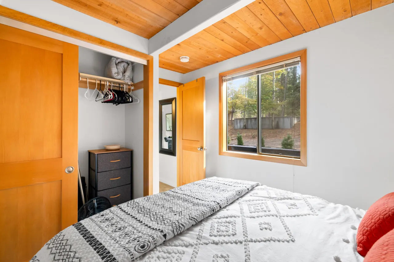 Miradero Cabin Black Butte Ranch: Modern Cabin Retreat, sleeps 8 8