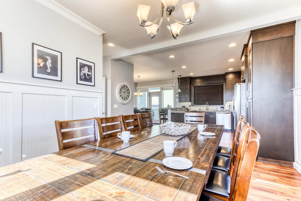 The Blue Whale: Ocean Views, Spacious Getaway, 5BR 13