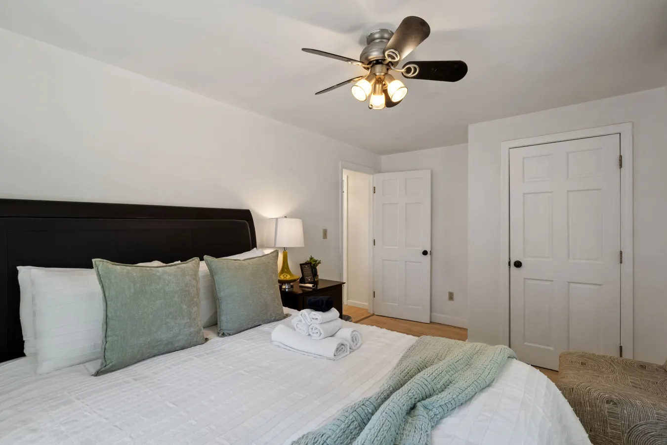 Breathtaking Riverfront Hideaway in Wareham 13