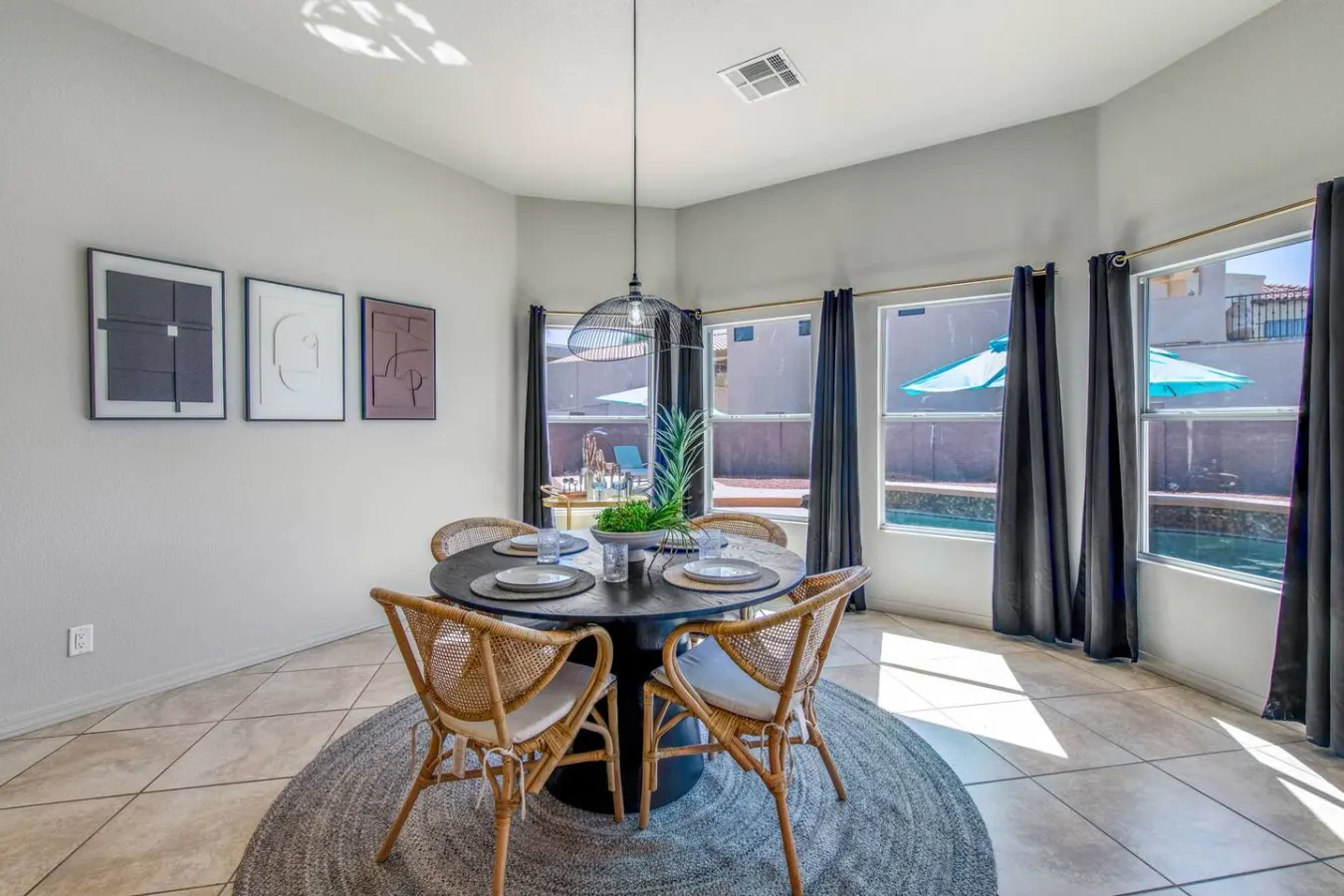 The Golden Hour Getaway - Pool, Lake Views, Games 14
