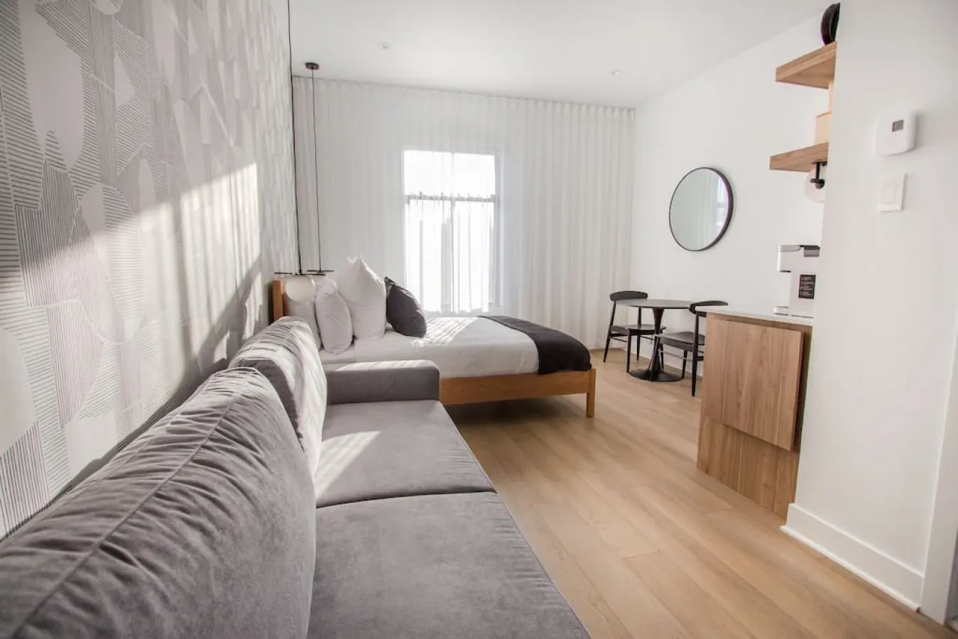 Studio14/Plateau/St-Denis/Terraces/SelfCheck-In/AC 10