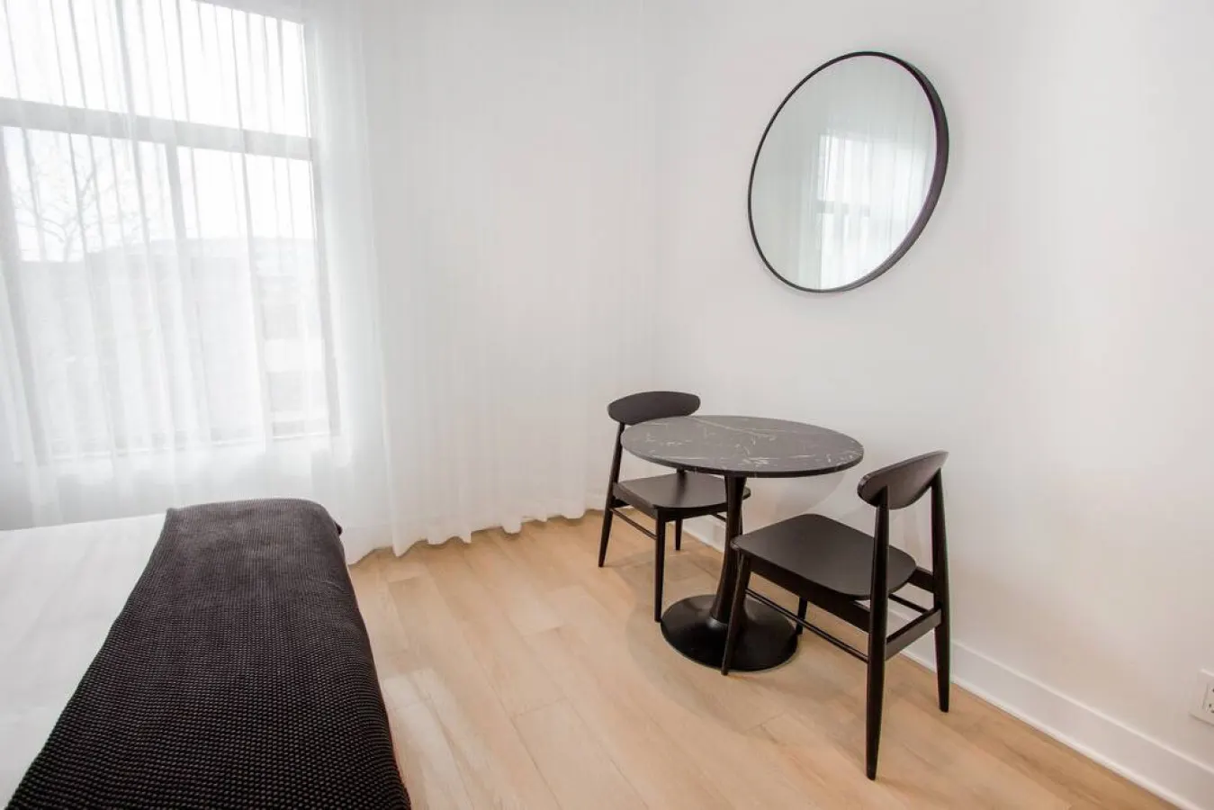 Studio14/Plateau/St-Denis/Terraces/SelfCheck-In/AC 13