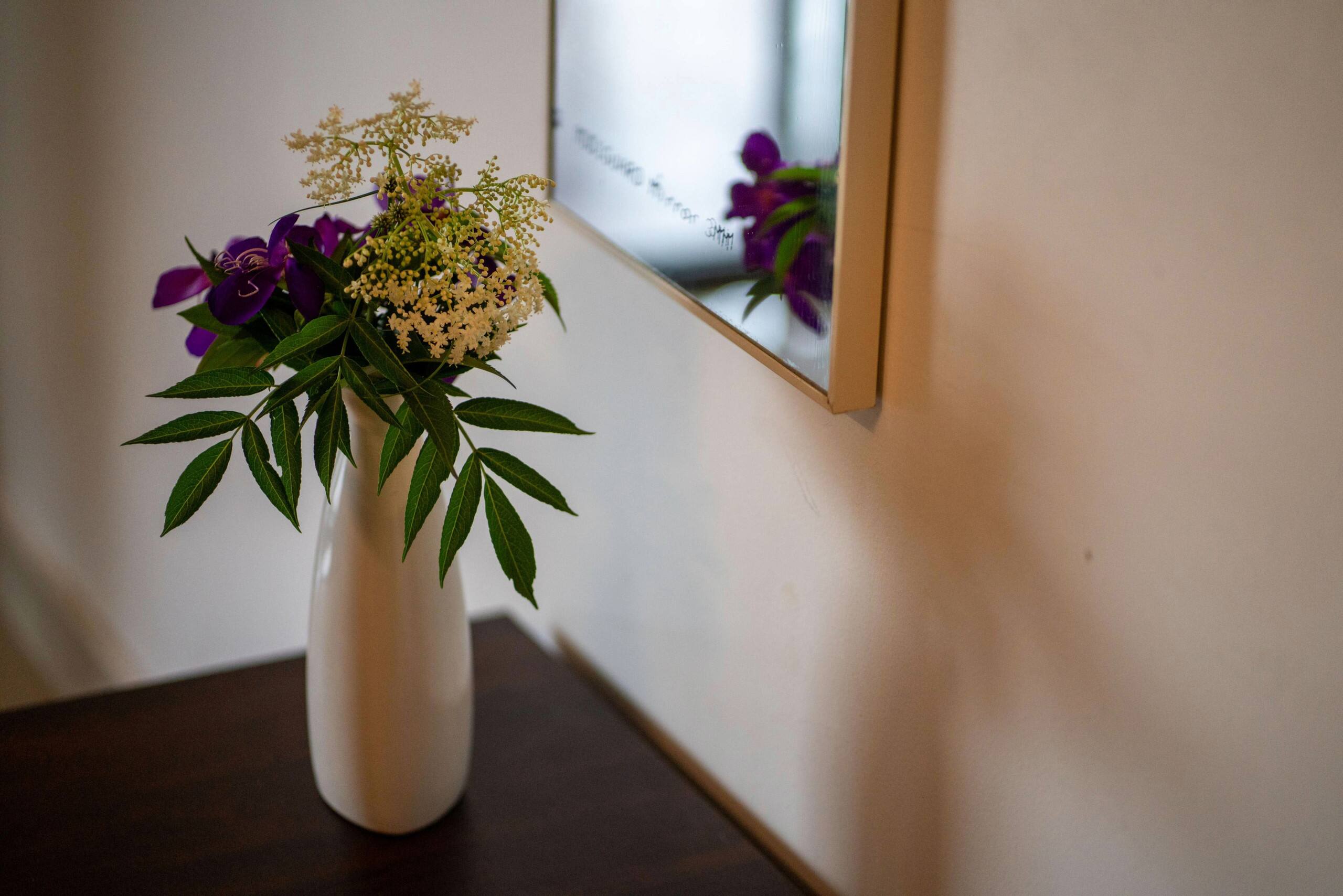 3 Guest Rooms 1 Cottage | Ideal for Groups of 10+ 39