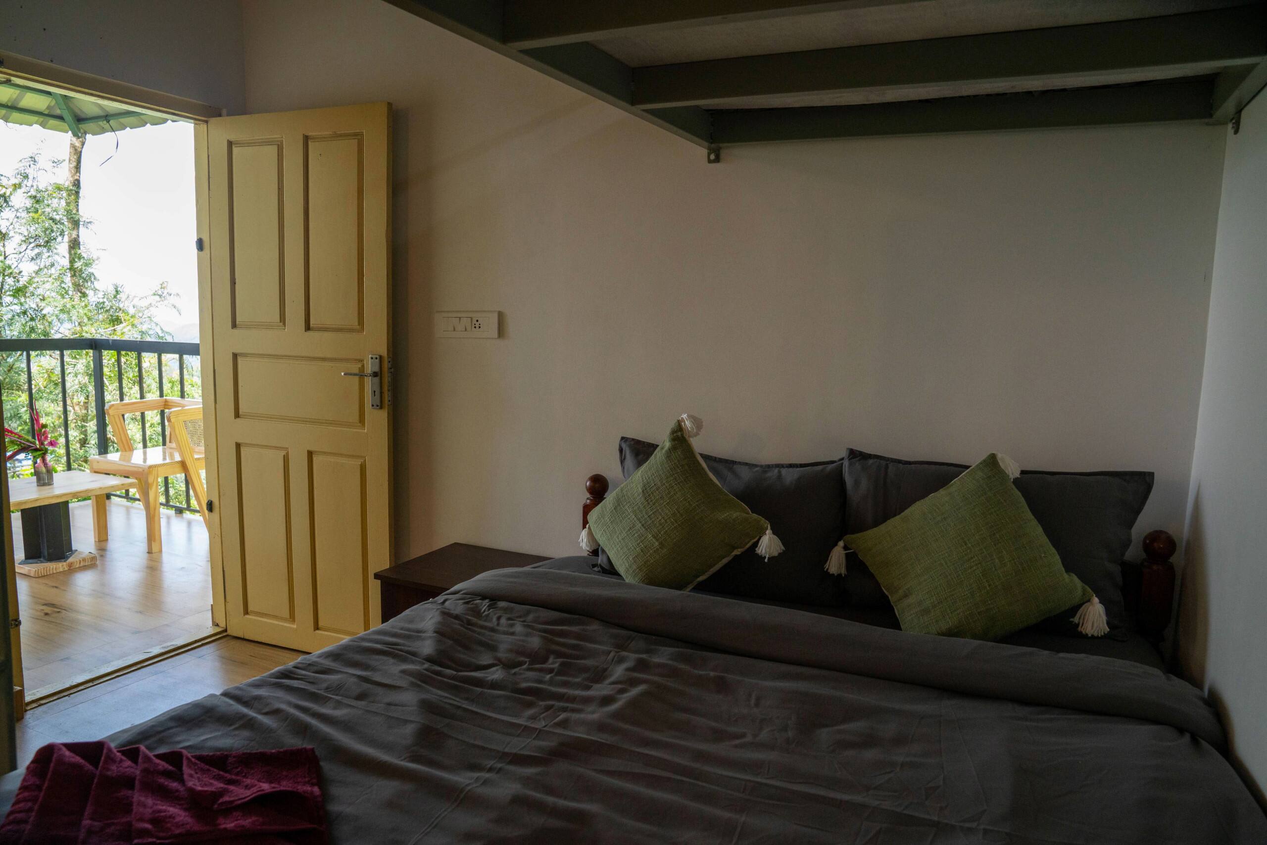3 Guest Rooms 1 Cottage | Ideal for Groups of 10+ 30