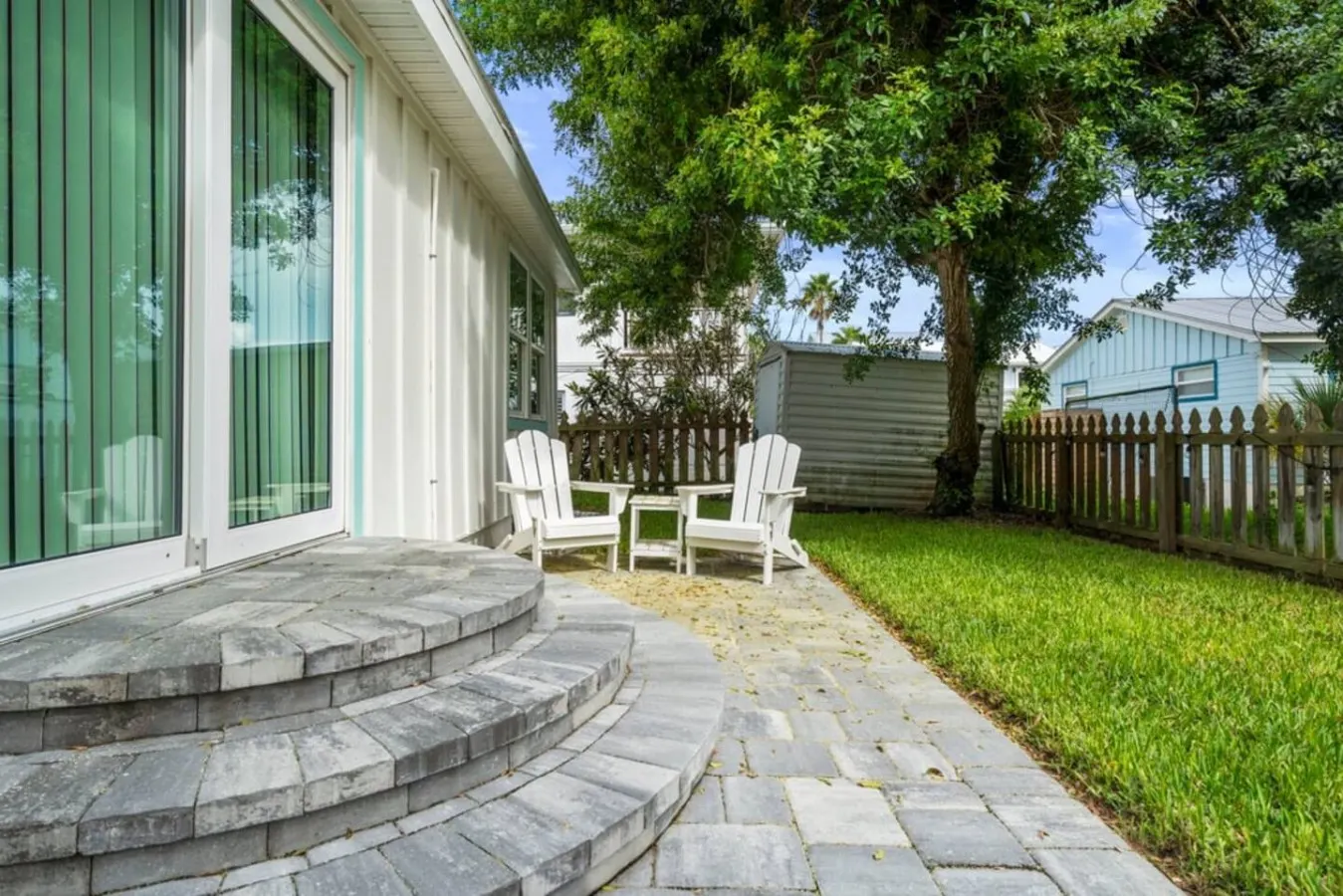 The Cottage on Pelican 6