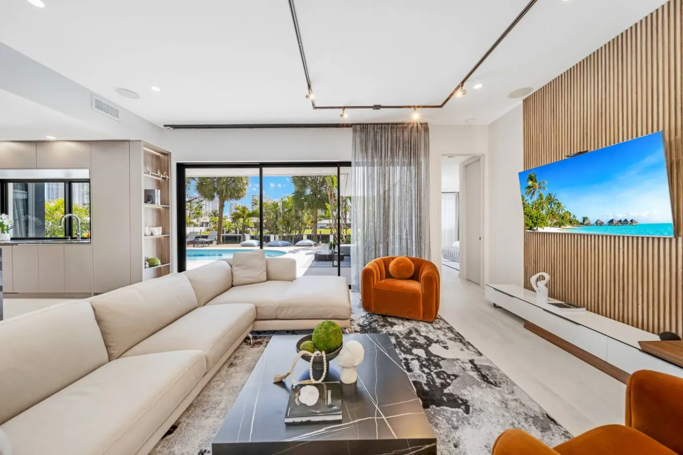 20% Off NEW 5BR Hallendale Beach Waterfront Villa — foto 5