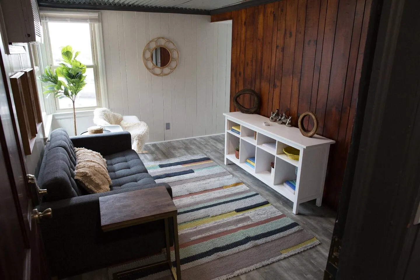 Minimalist Style Home in Downtown JC - #2 — photo 2