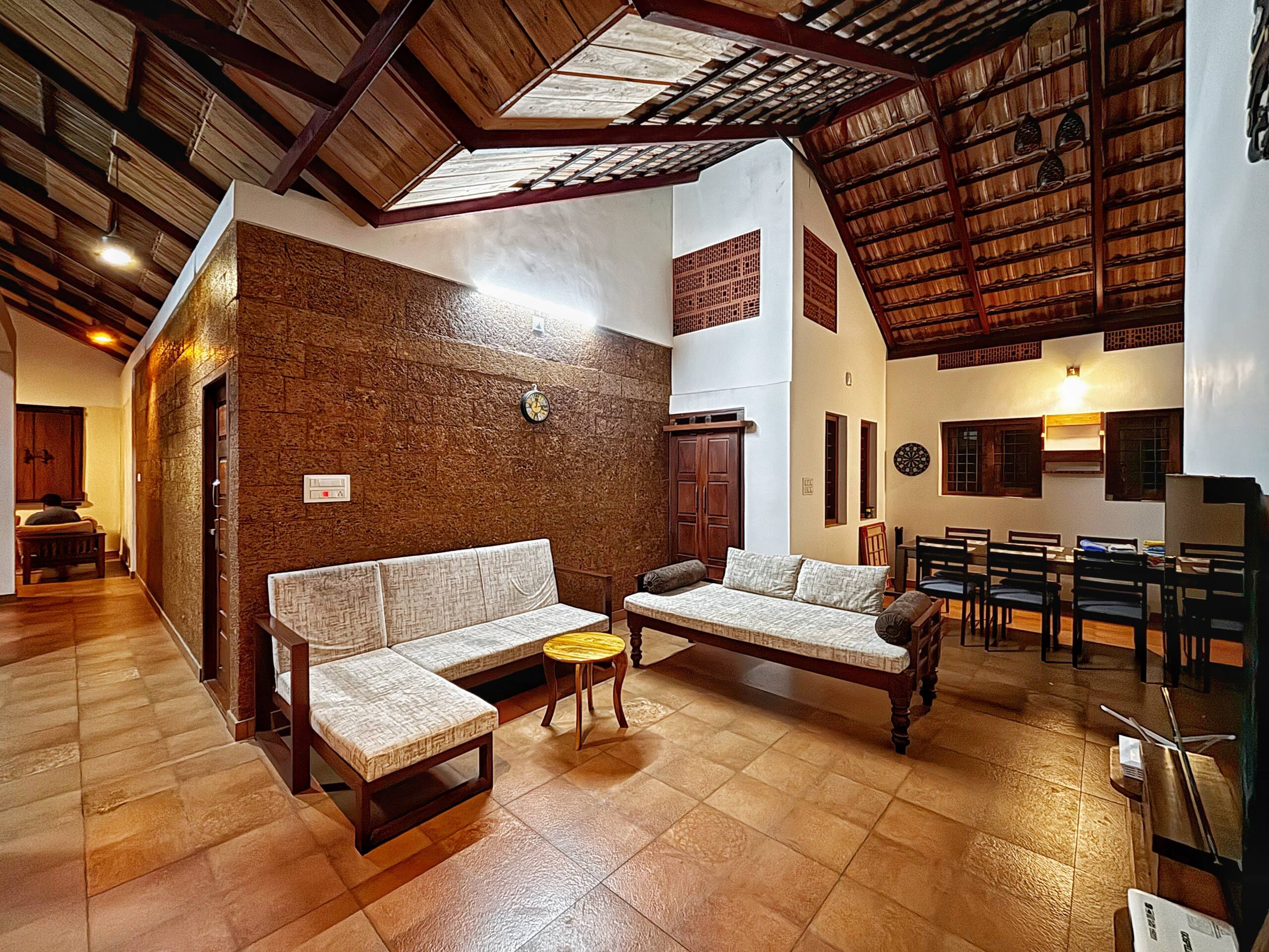 "Paithrukam Homestay" 5