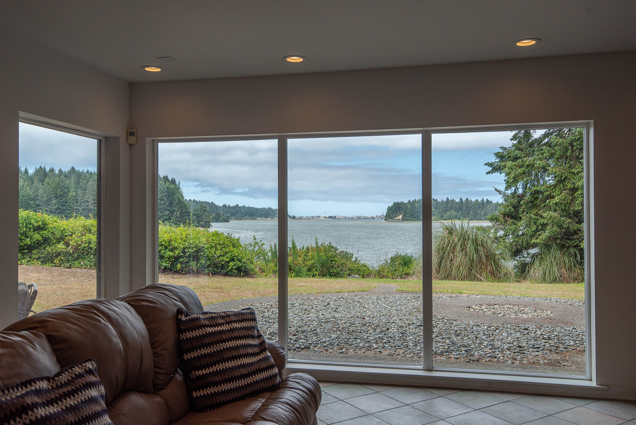 The Jewel of Crown Point 16