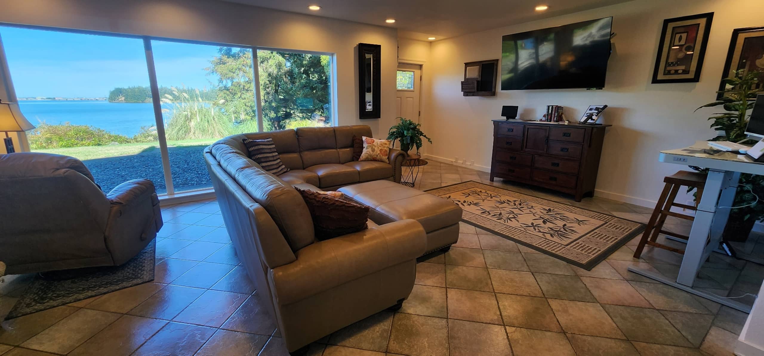 The Jewel of Crown Point 21