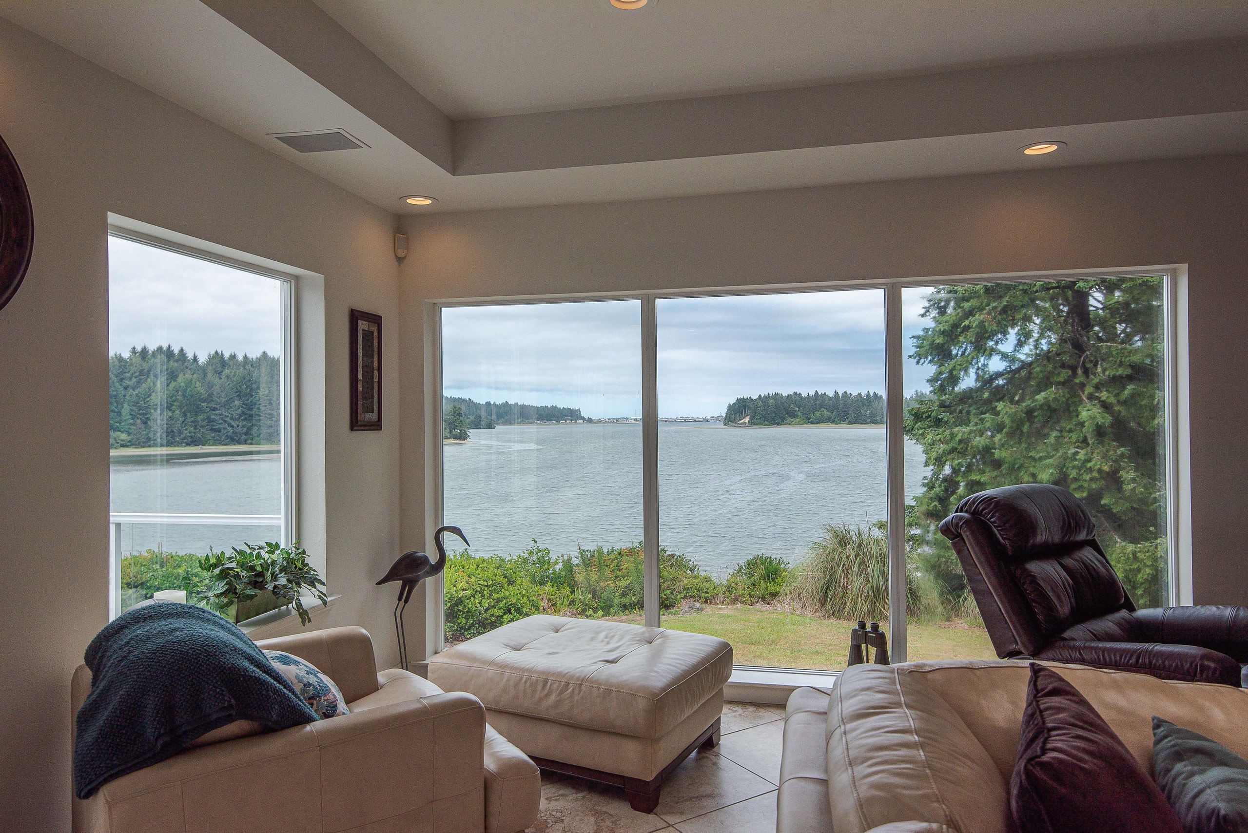 The Jewel of Crown Point 9