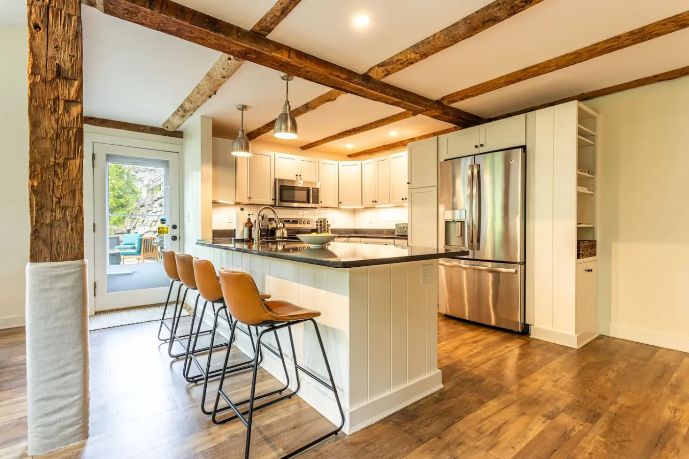 Breathtaking Riverfront Farmhouse w/Mountain Views — photo 4