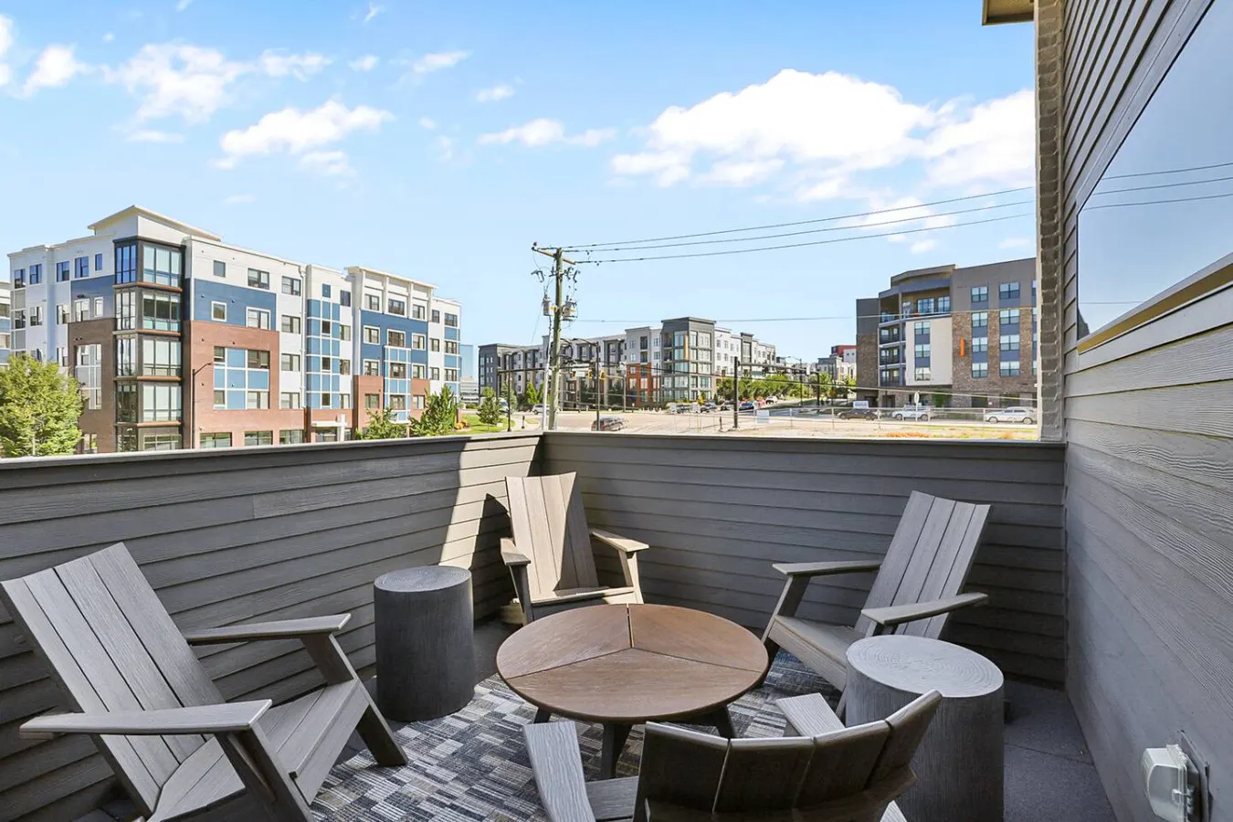 Chic Knoxville Townhouse w/ Rooftop Views 17
