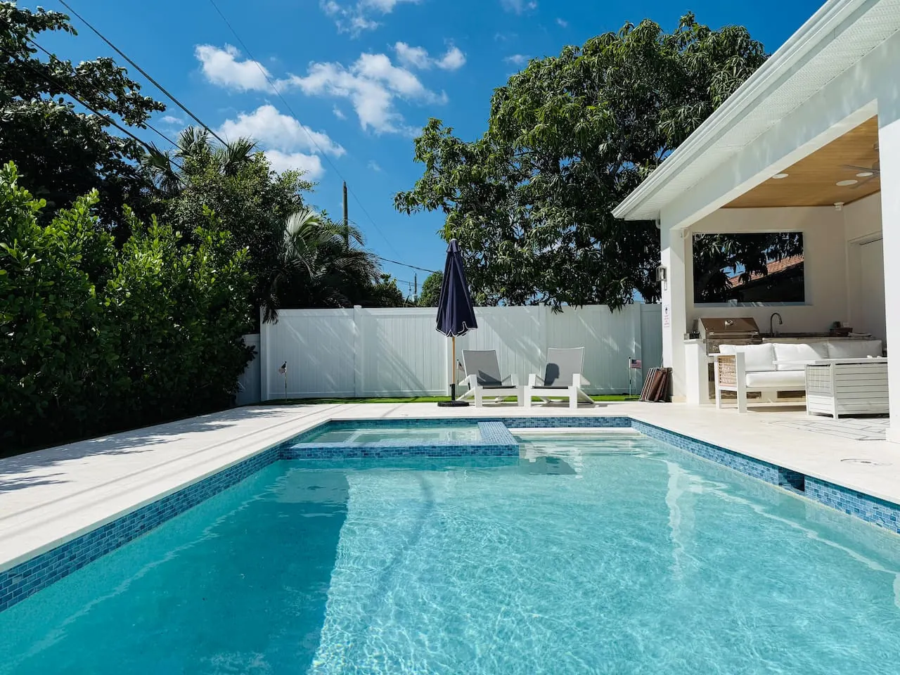 Luxury Poolside