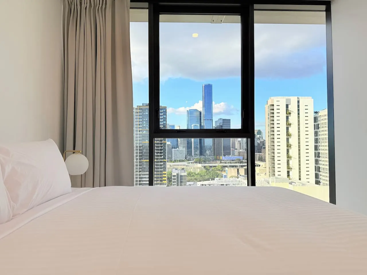 3-Bed City View Apt with Free Parking 16